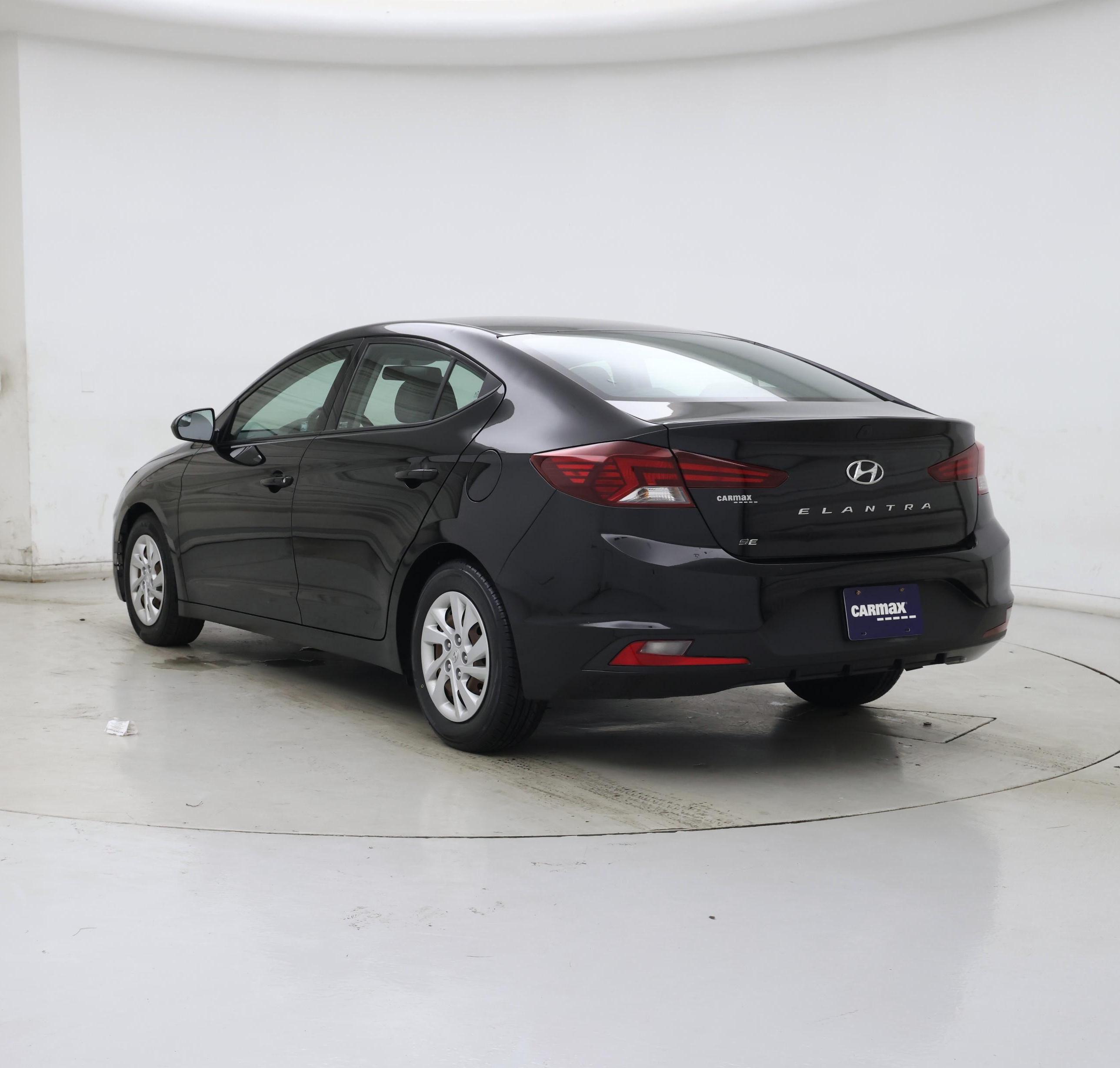 Thumbnail: 2019 Hyundai Elantra - 2