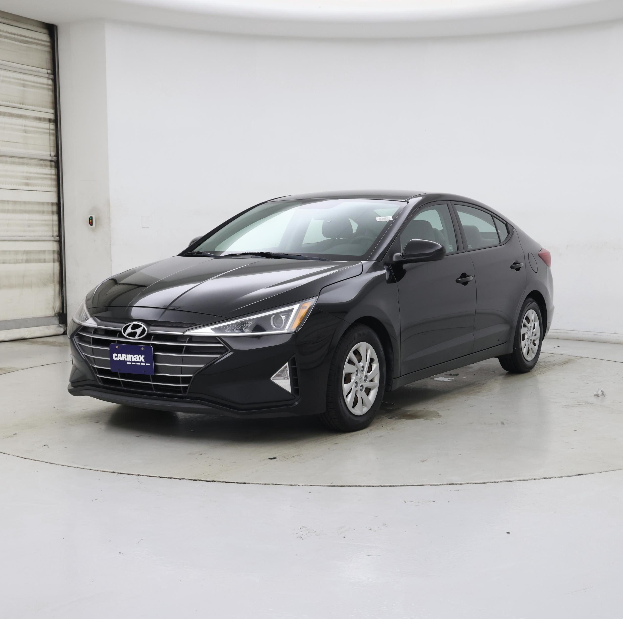 Thumbnail: 2019 Hyundai Elantra - 4