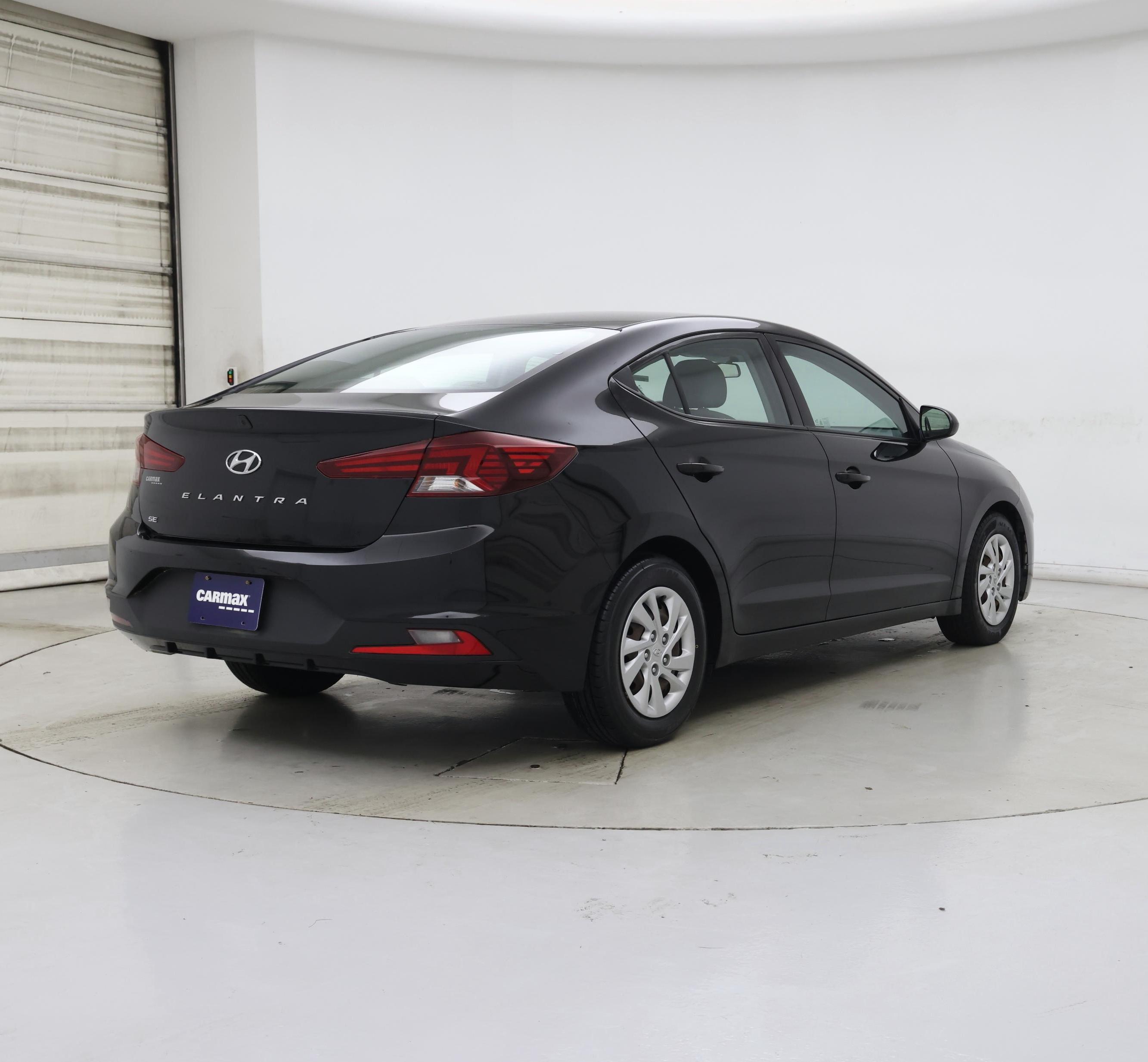 Thumbnail: 2019 Hyundai Elantra - 8