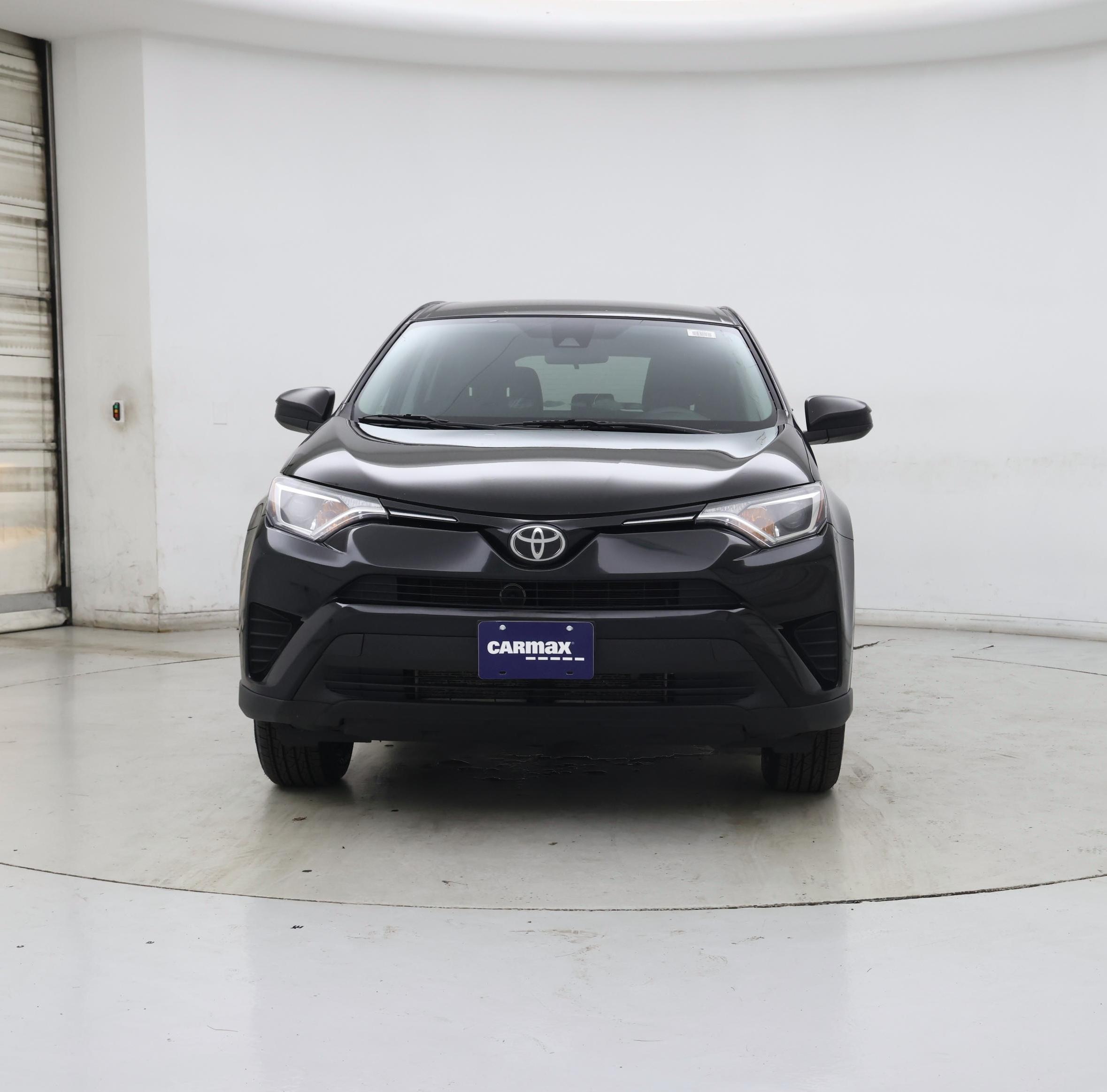Thumbnail: 2018 Toyota RAV4 - 5