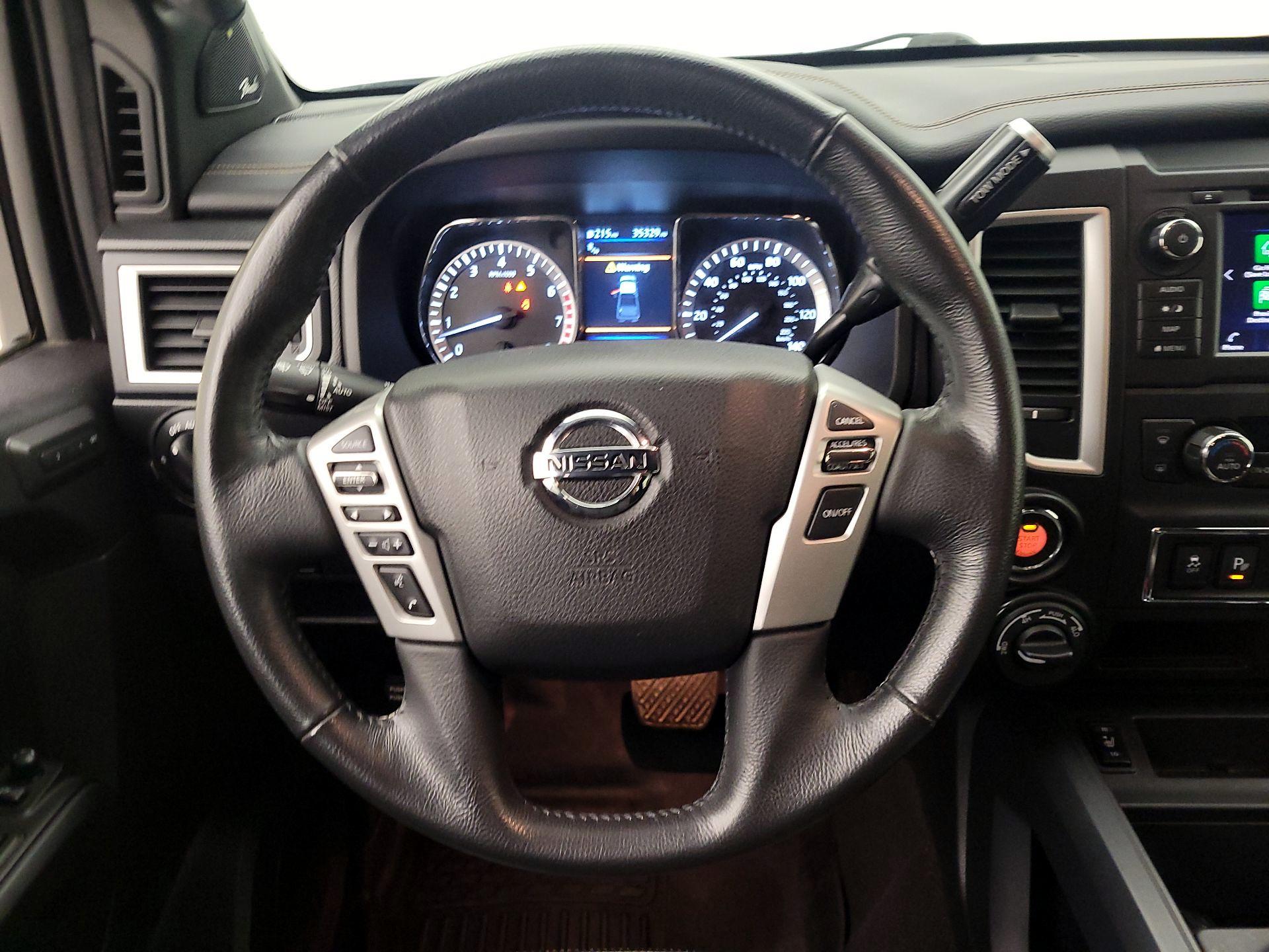 Thumbnail: 2019 Nissan Titan - 10