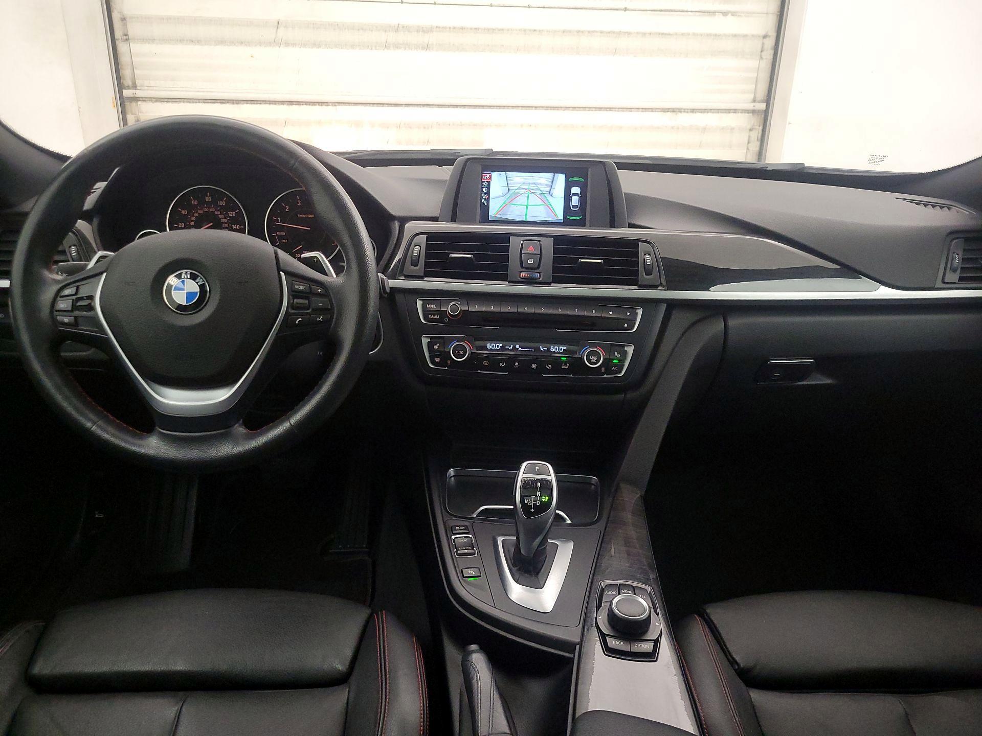 Thumbnail: 2016 BMW 3 Series - 9