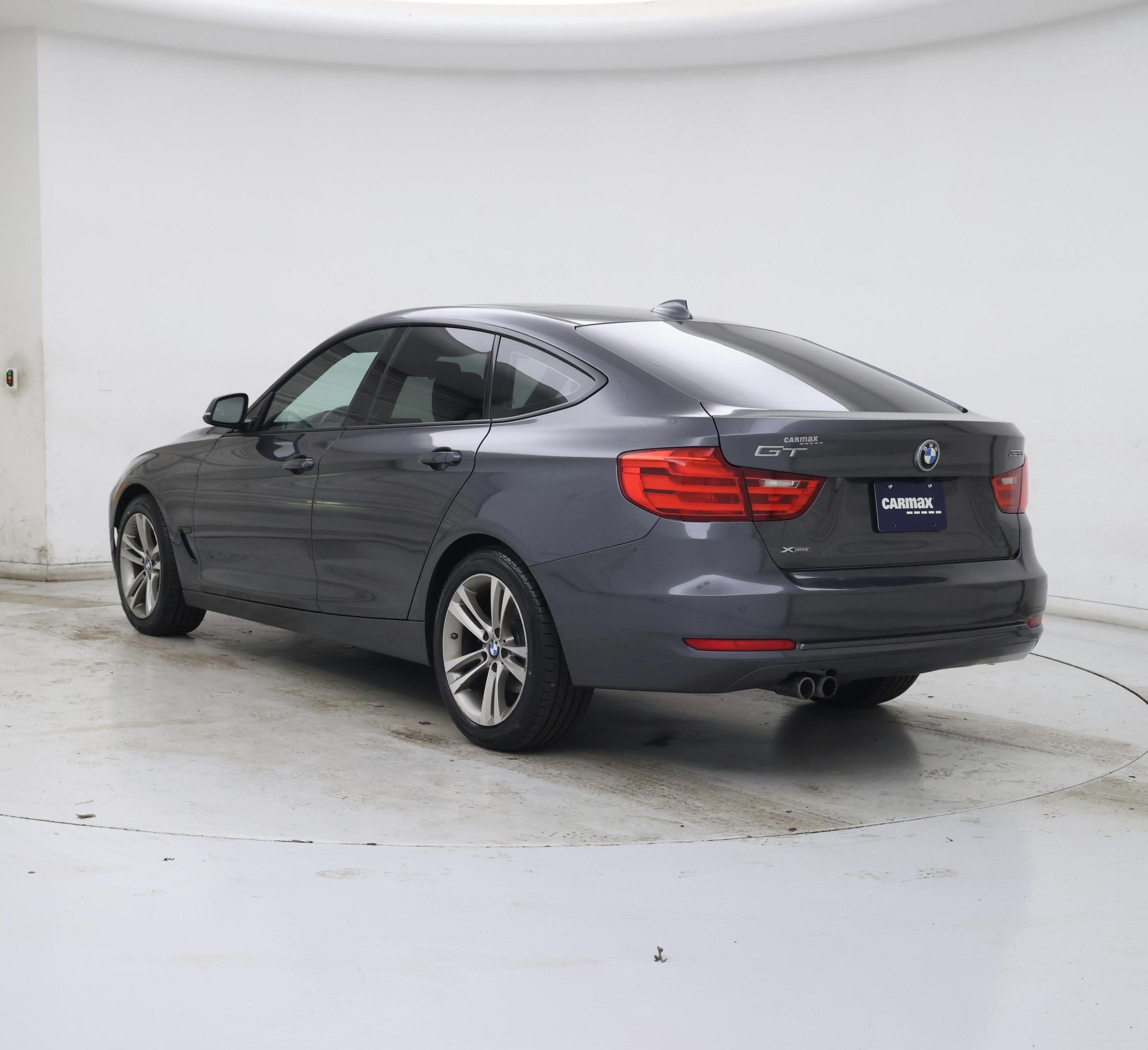 Thumbnail: 2016 BMW 3 Series - 2