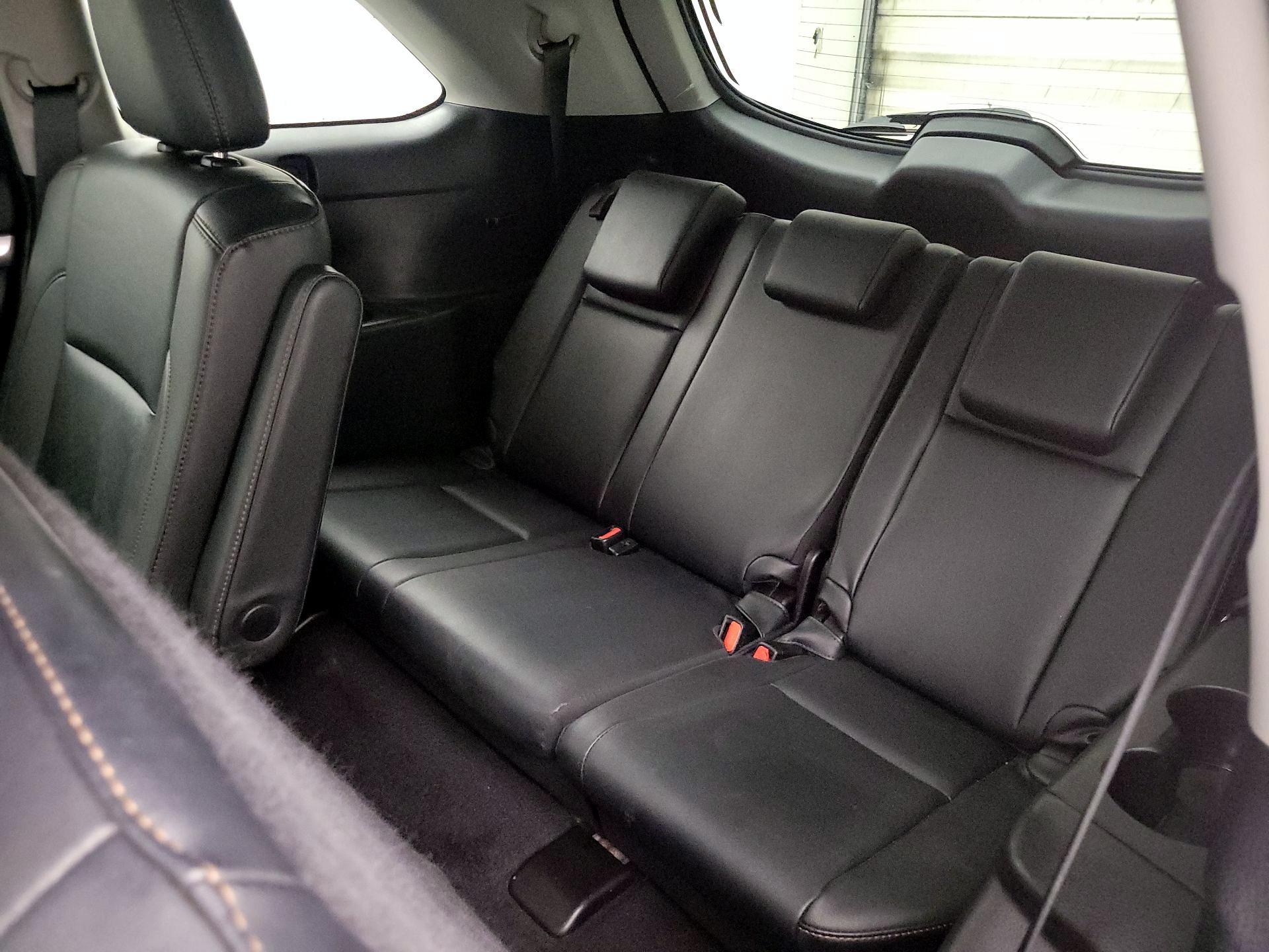 Thumbnail: 2019 Toyota Highlander - 20