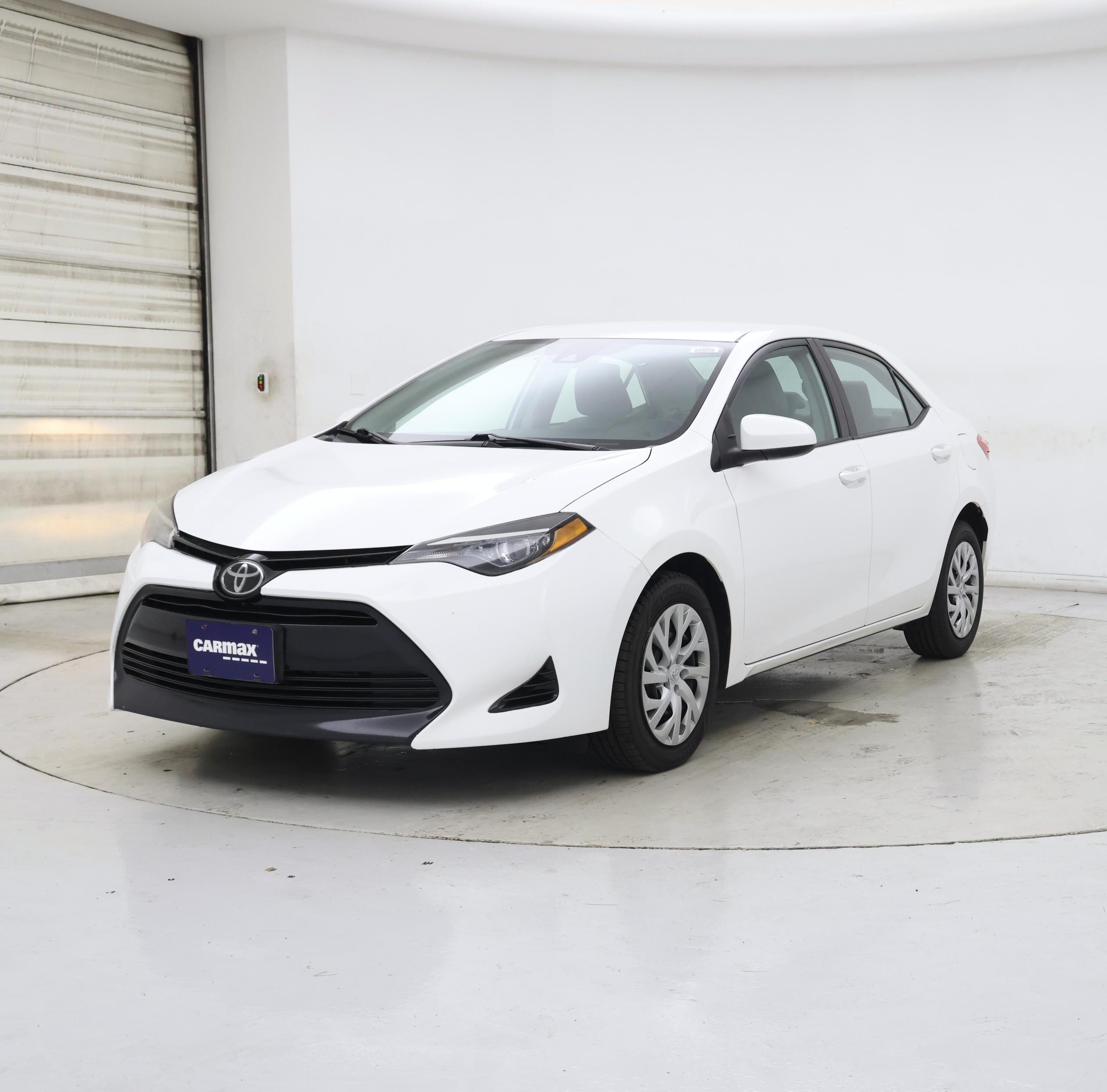 Thumbnail: 2018 Toyota Corolla - 4