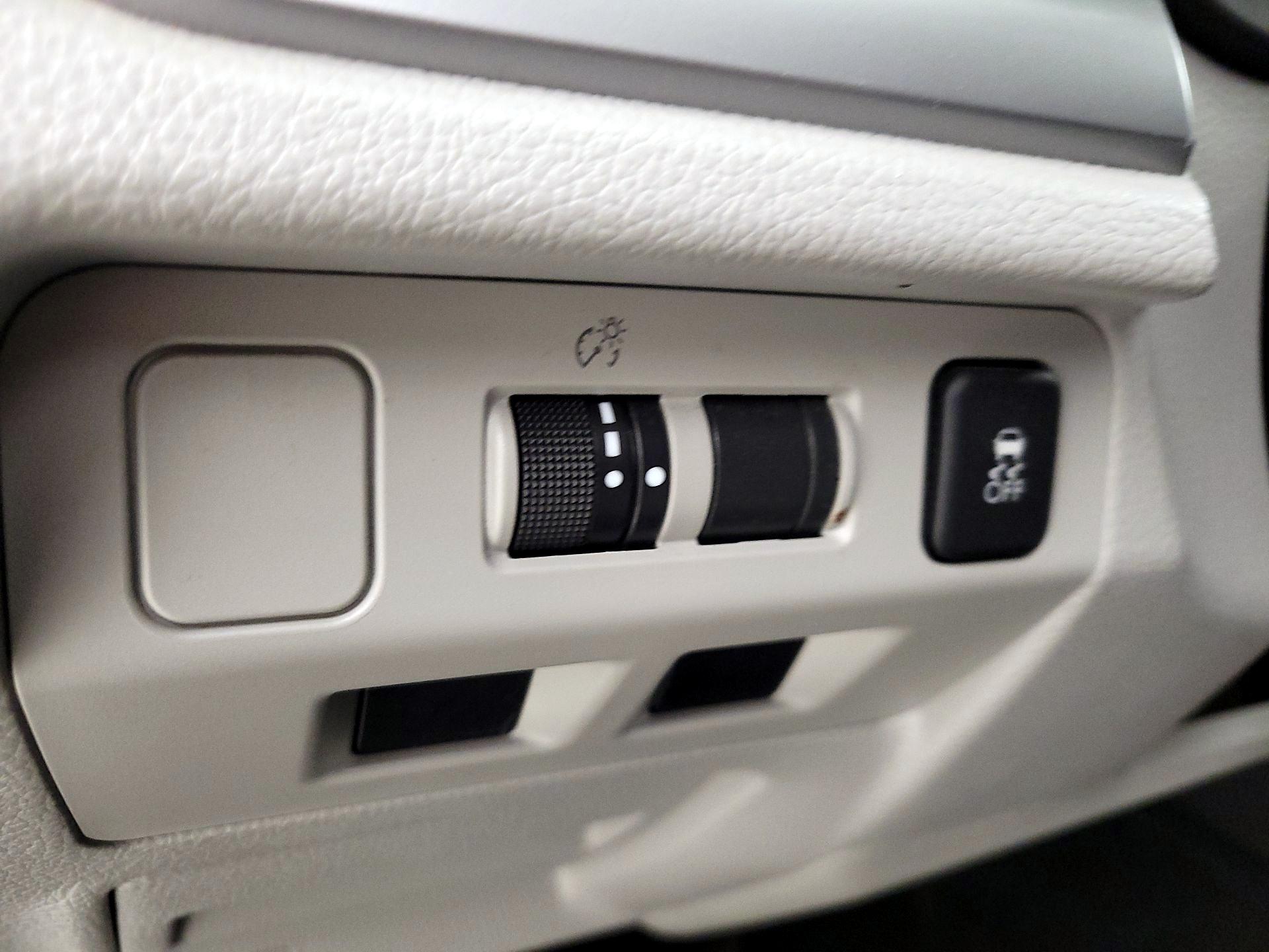 Thumbnail: 2016 Subaru Forester - 13