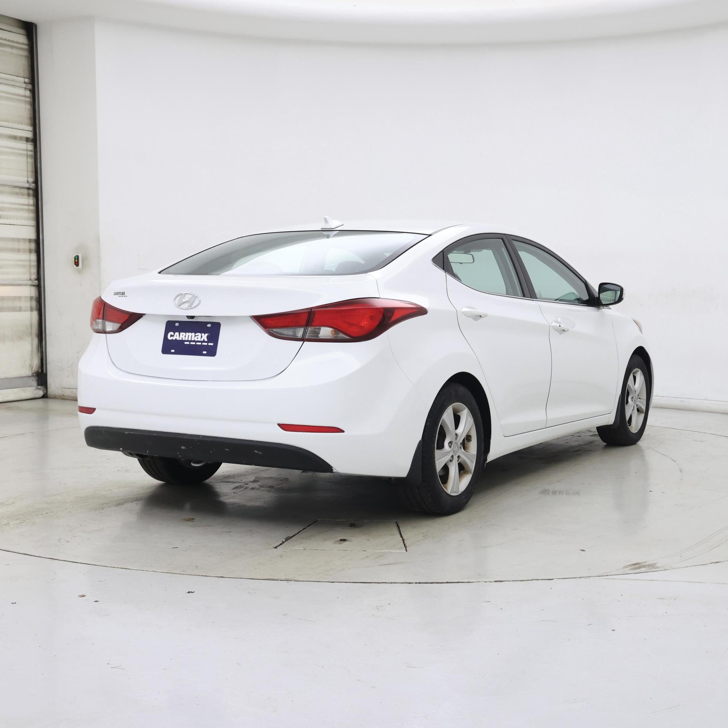 Thumbnail: 2016 Hyundai Elantra - 8