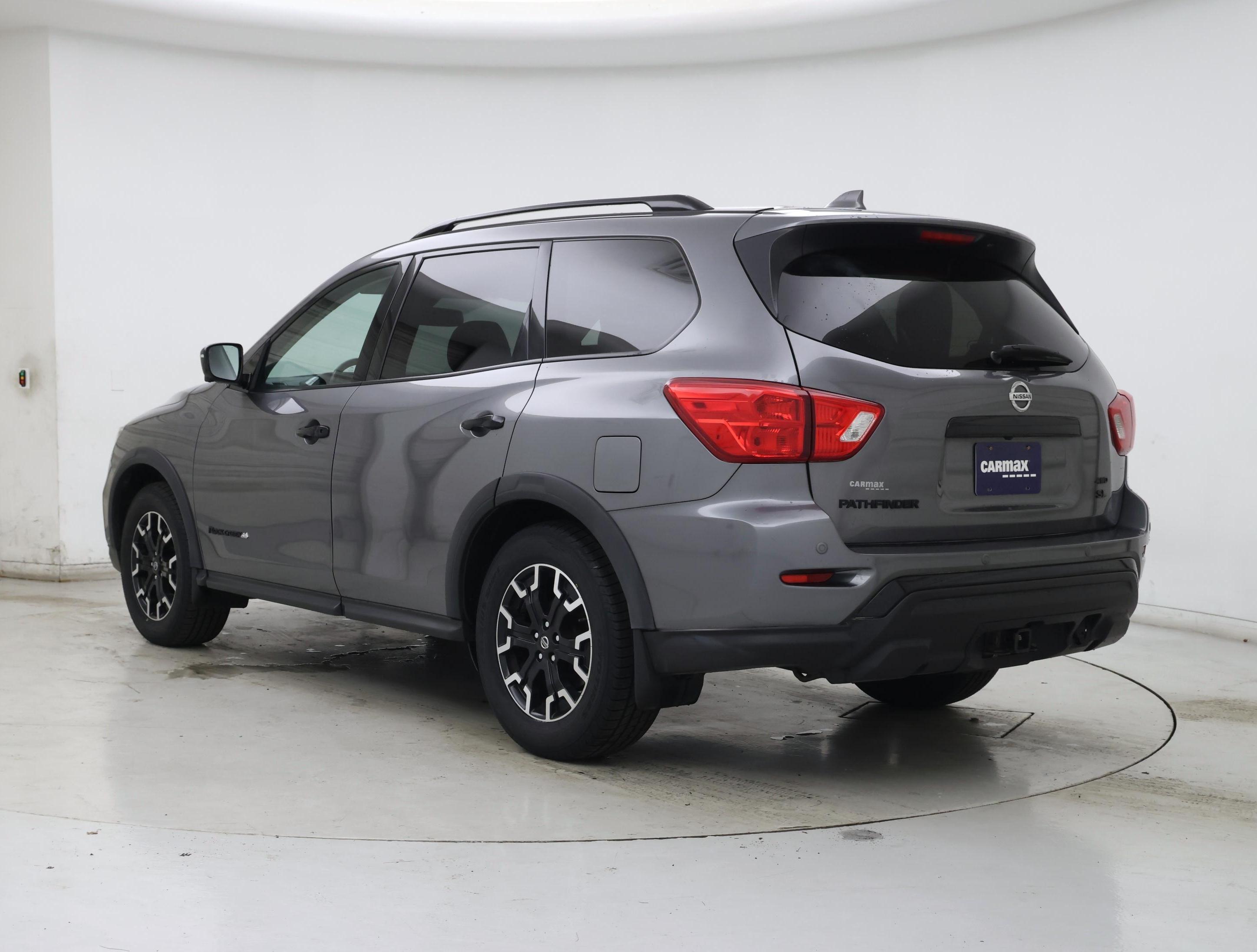 Thumbnail: 2020 Nissan Pathfinder - 2
