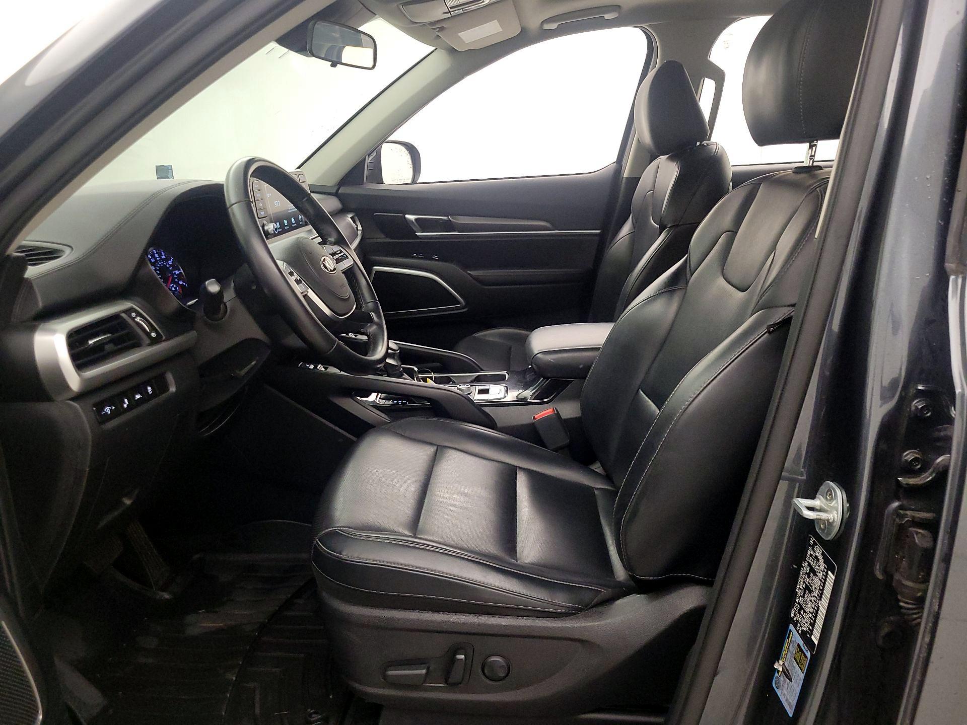 Thumbnail: 2020 Kia Telluride - 11