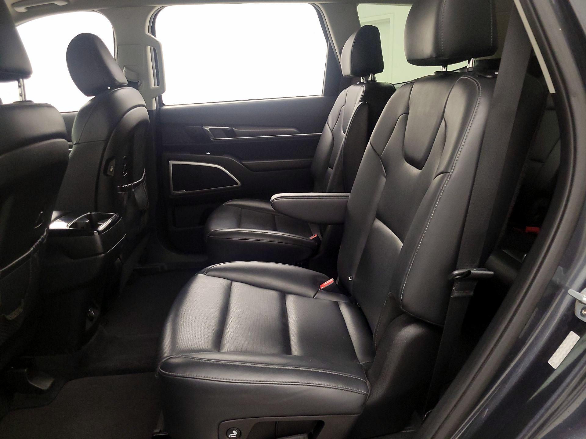 Thumbnail: 2020 Kia Telluride - 20