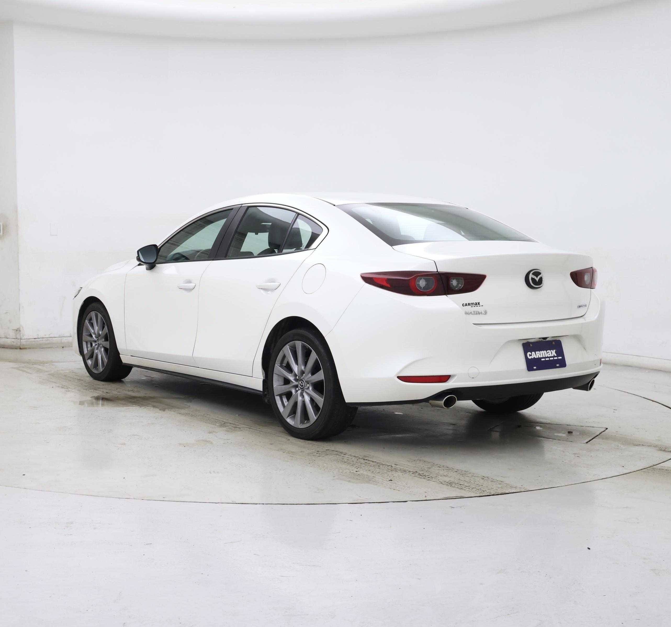 Thumbnail: 2022 Mazda Mazda3 - 2