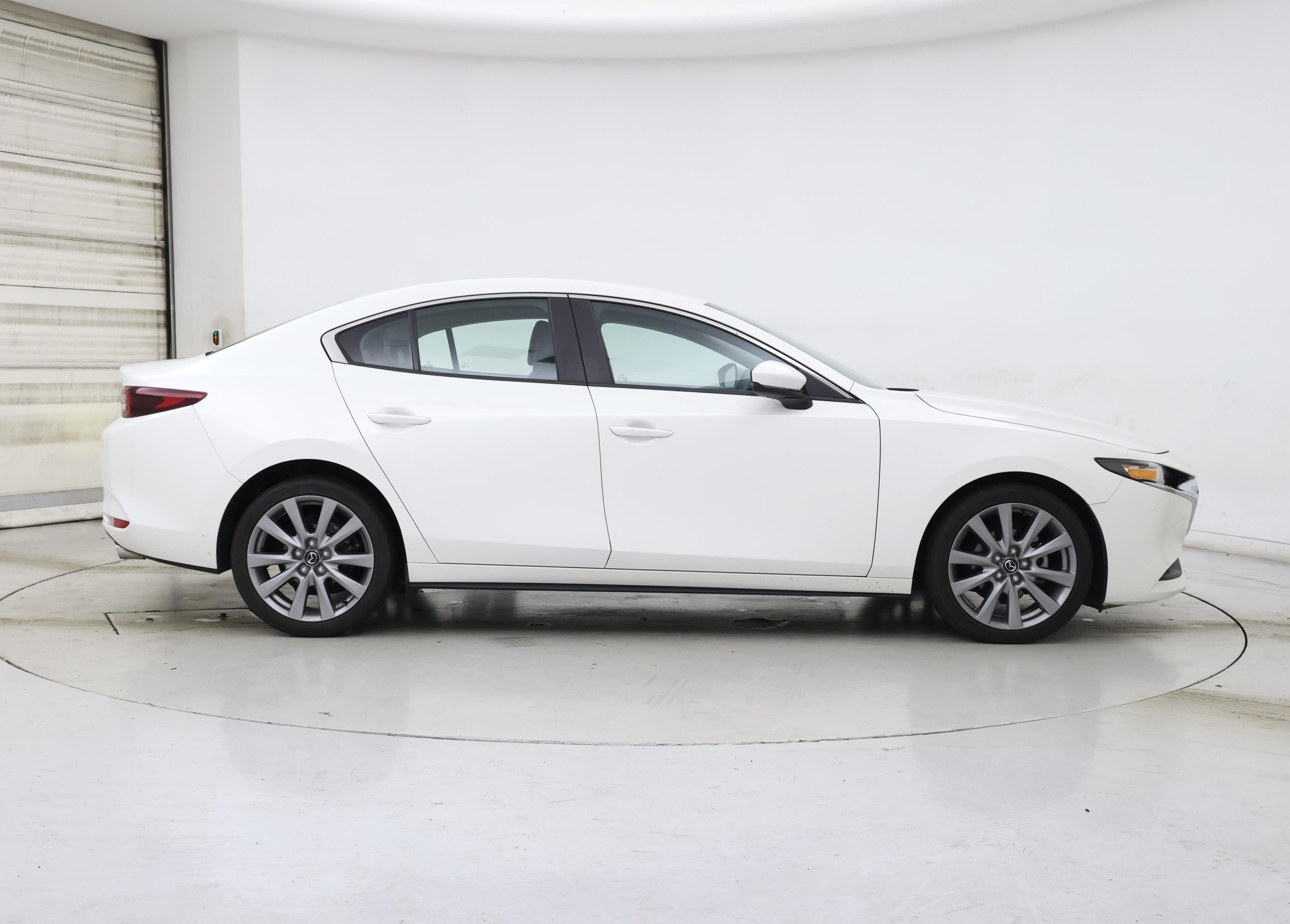 Thumbnail: 2022 Mazda Mazda3 - 7
