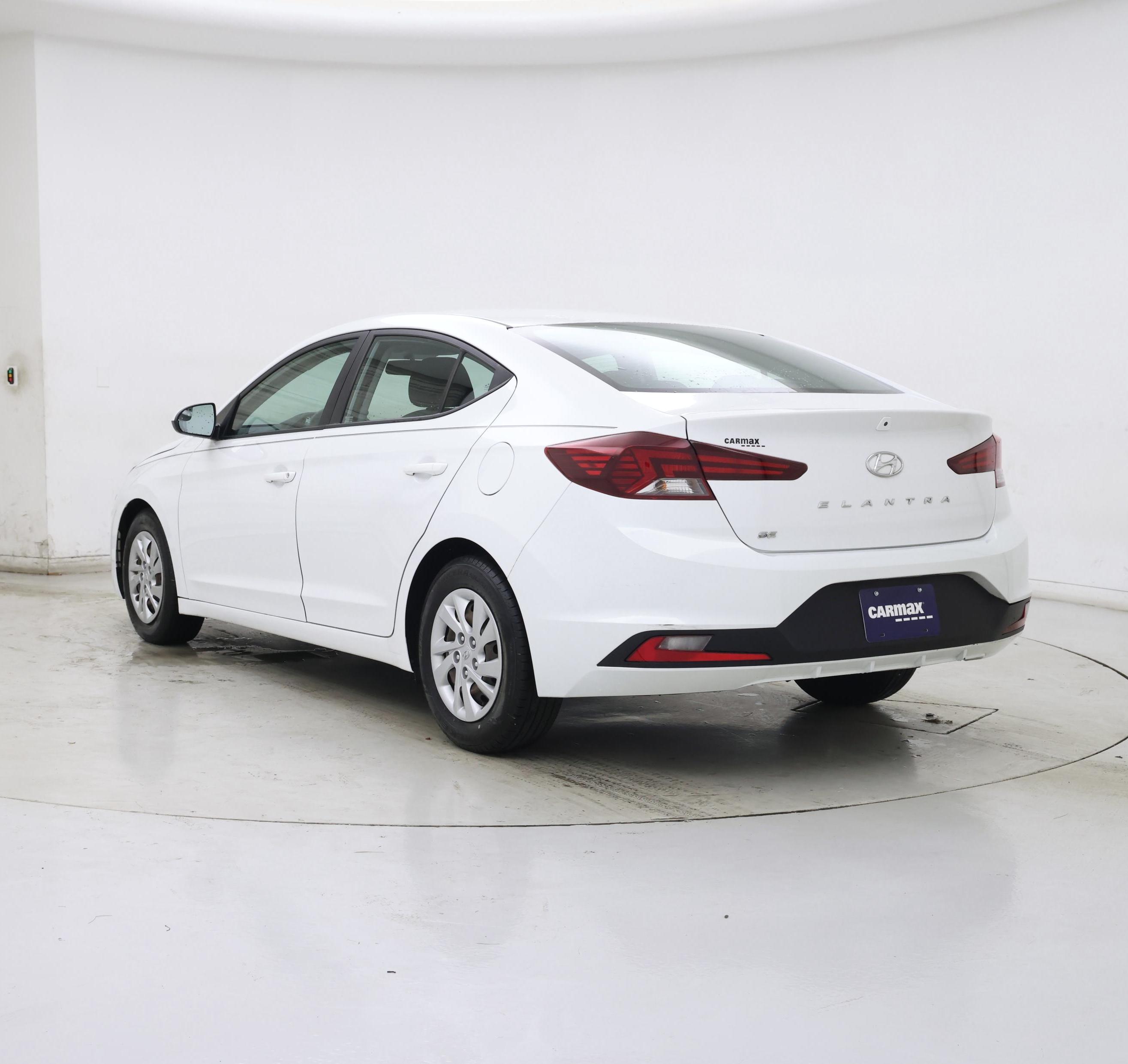 Thumbnail: 2019 Hyundai Elantra - 2