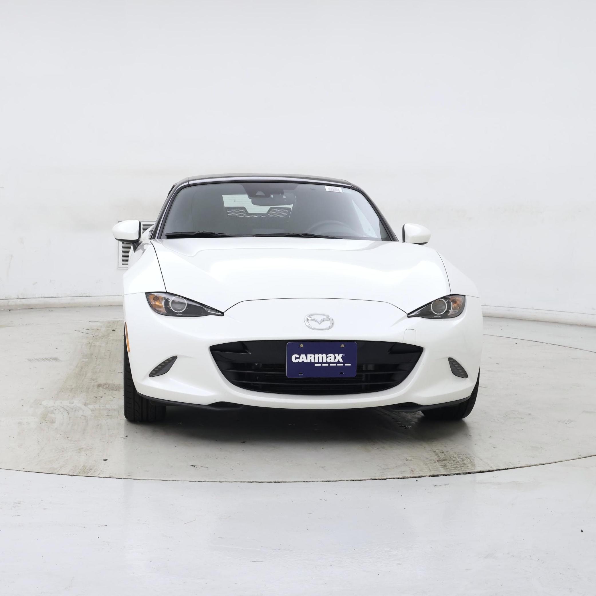 Thumbnail: 2021 Mazda MX-5 Miata - 5