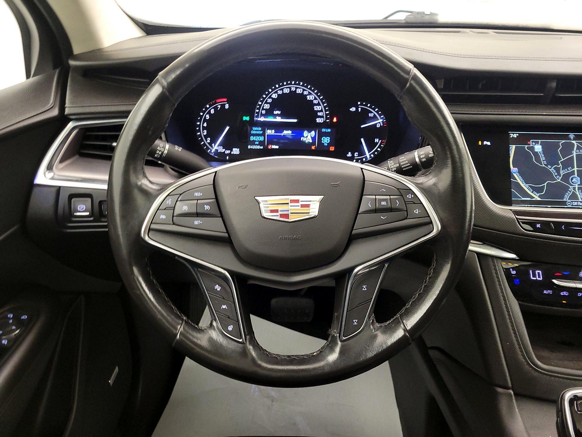 Thumbnail: 2018 Cadillac XT5 - 10