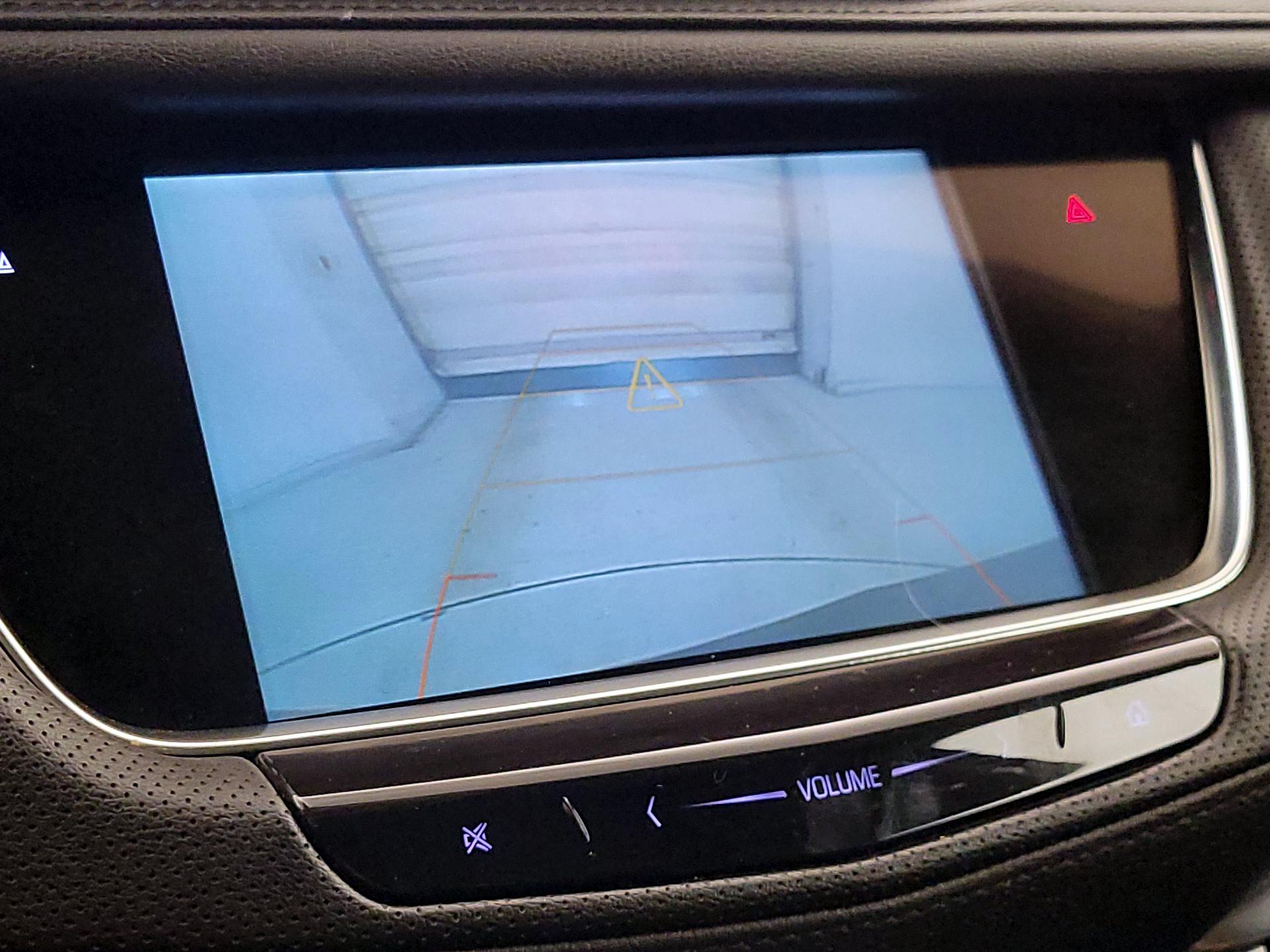 Thumbnail: 2018 Cadillac XT5 - 15