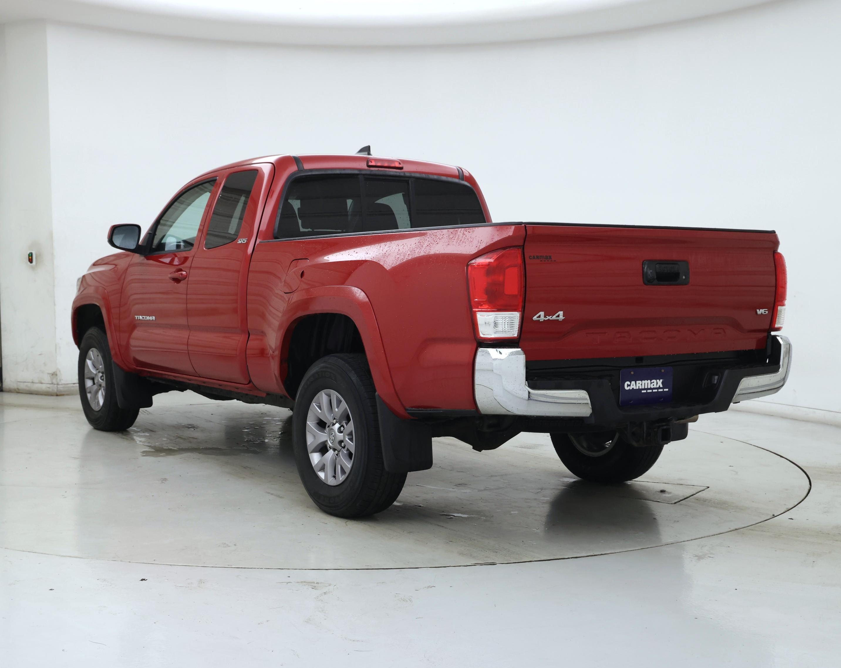 Thumbnail: 2017 Toyota Tacoma - 2