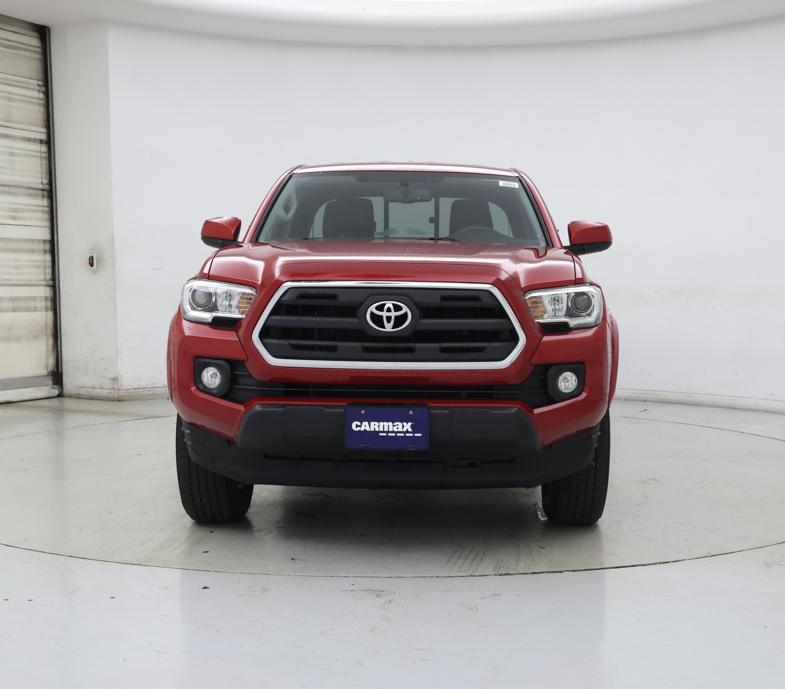 Thumbnail: 2017 Toyota Tacoma - 5