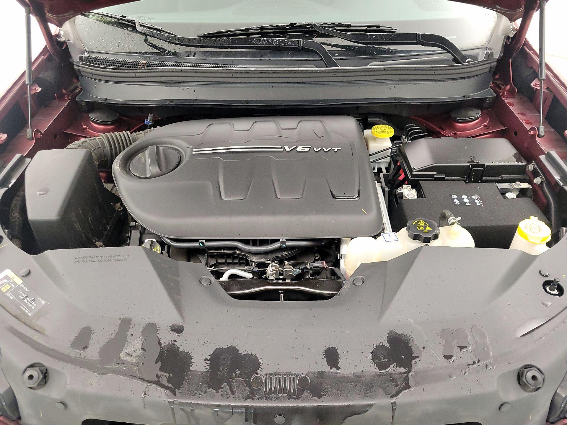 Thumbnail: 2019 Jeep Cherokee - 19