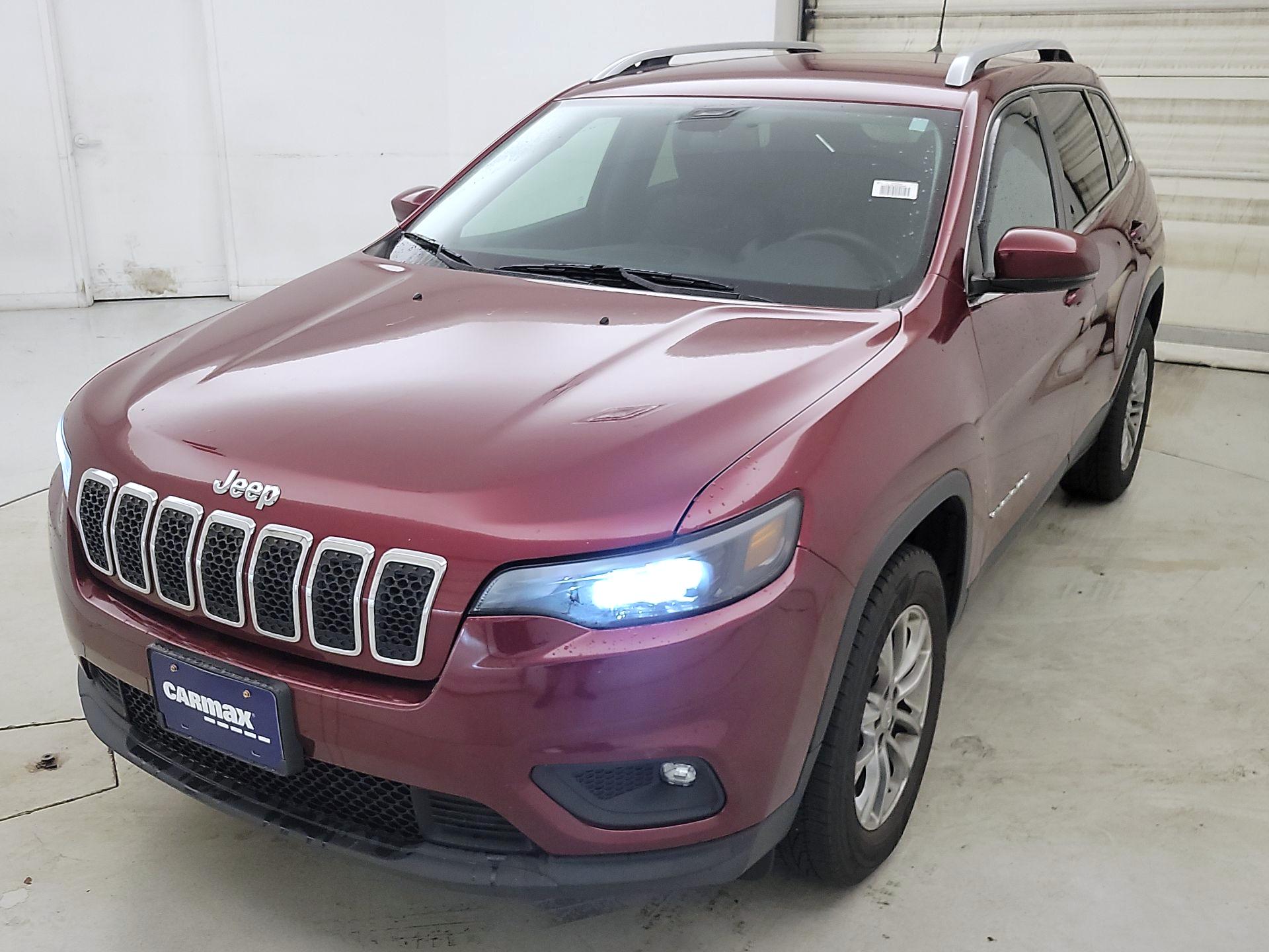 Thumbnail: 2019 Jeep Cherokee - 3