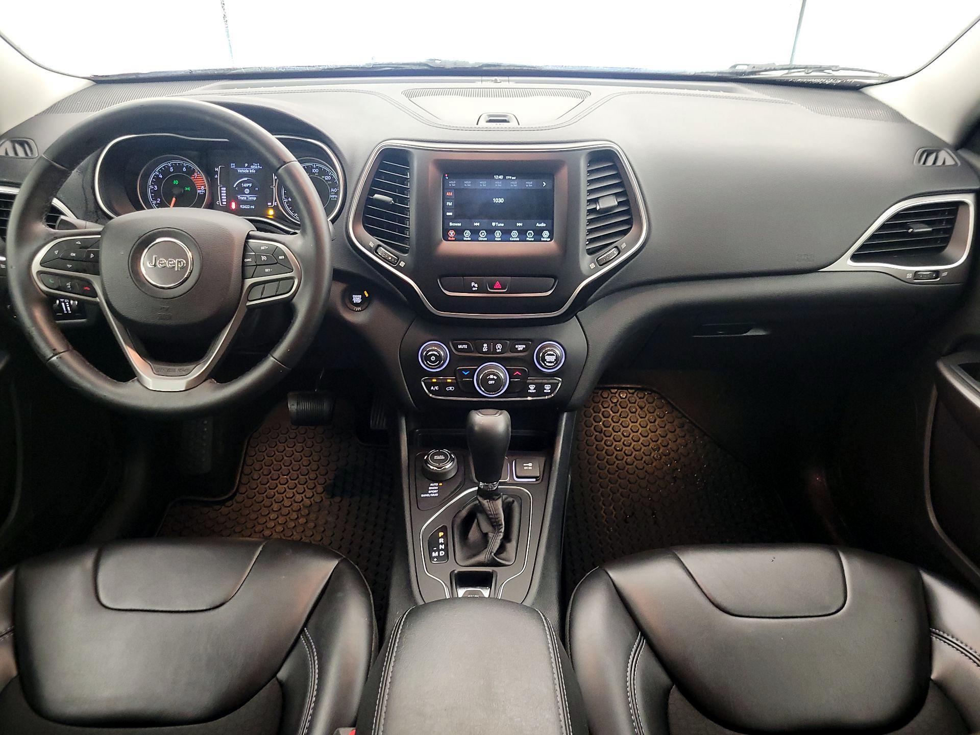 Thumbnail: 2019 Jeep Cherokee - 8