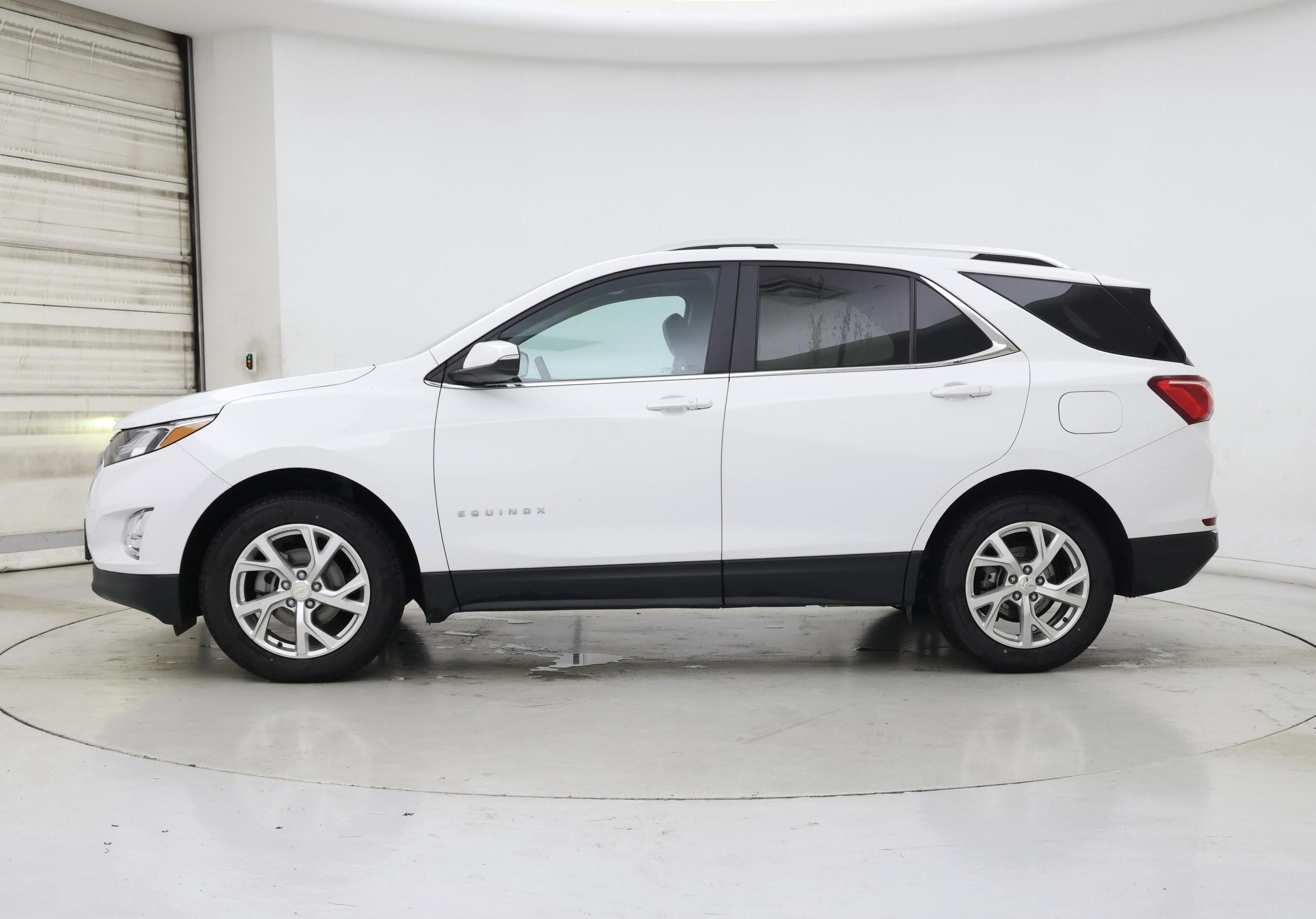 Thumbnail: 2021 Chevrolet Equinox - 3