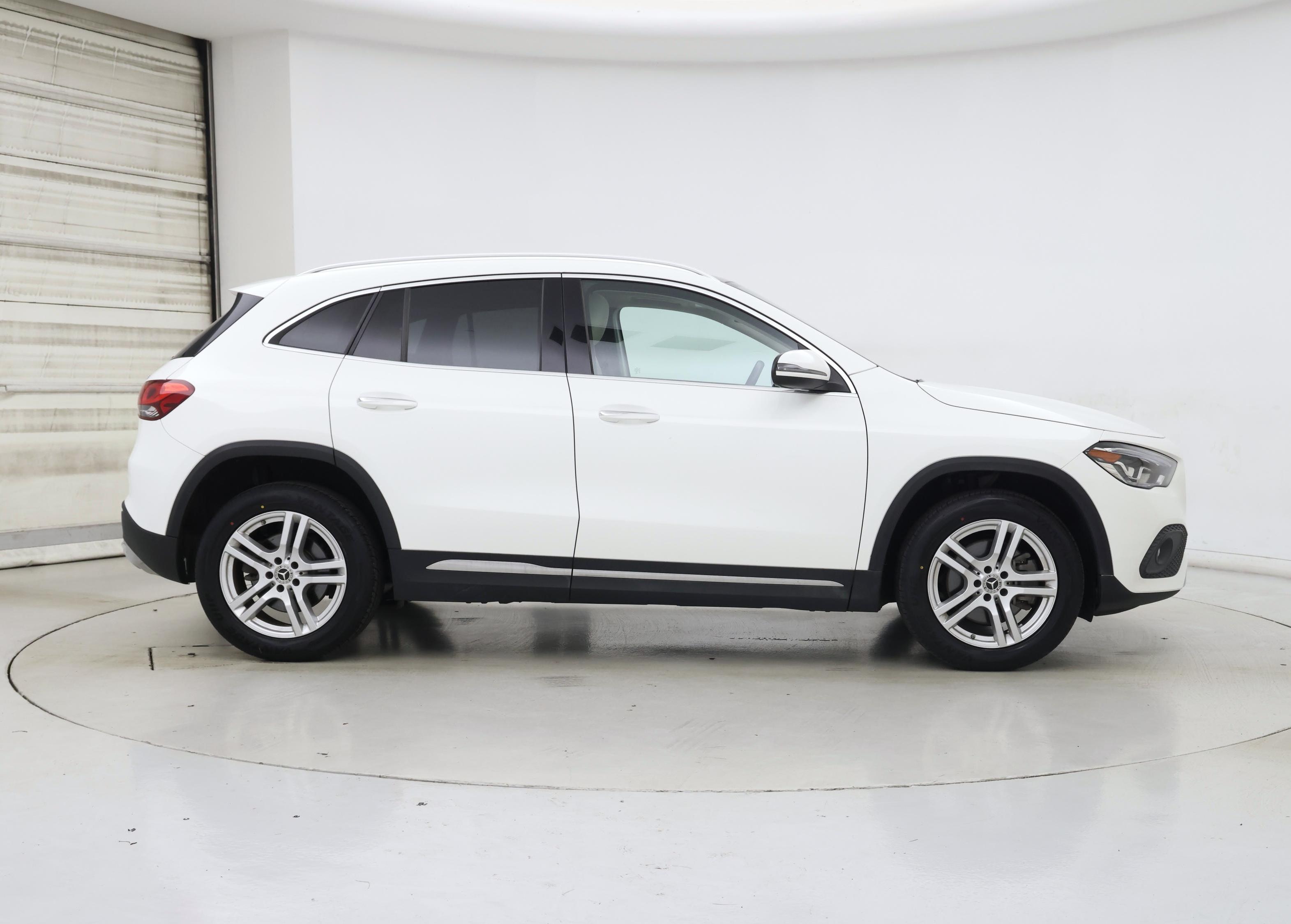 Thumbnail: 2021 Mercedes-Benz GLA - 7