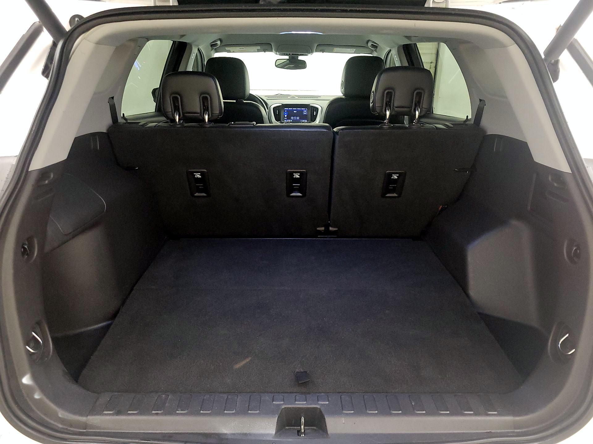 Thumbnail: 2019 GMC Terrain - 20