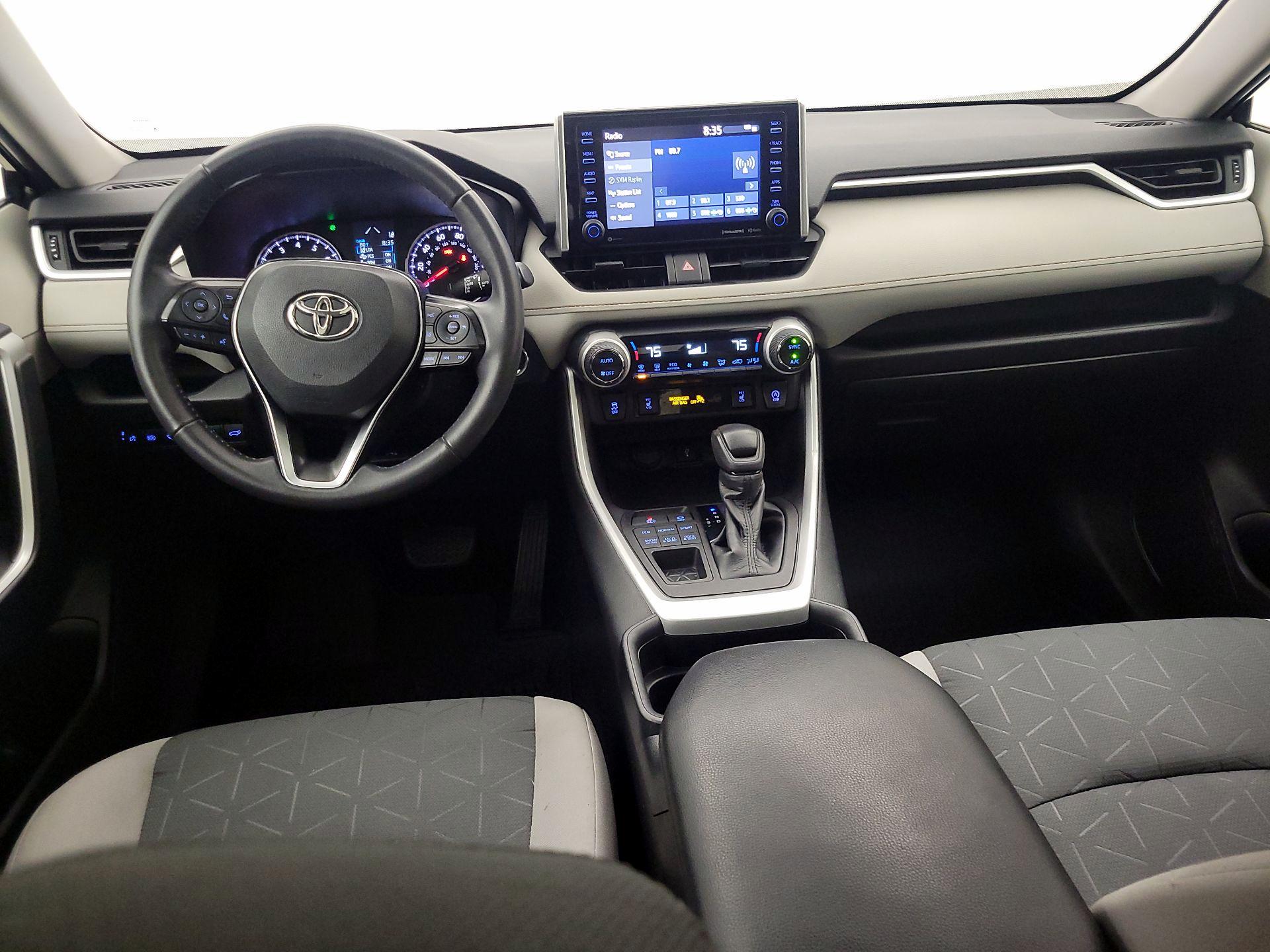 Thumbnail: 2020 Toyota RAV4 - 9