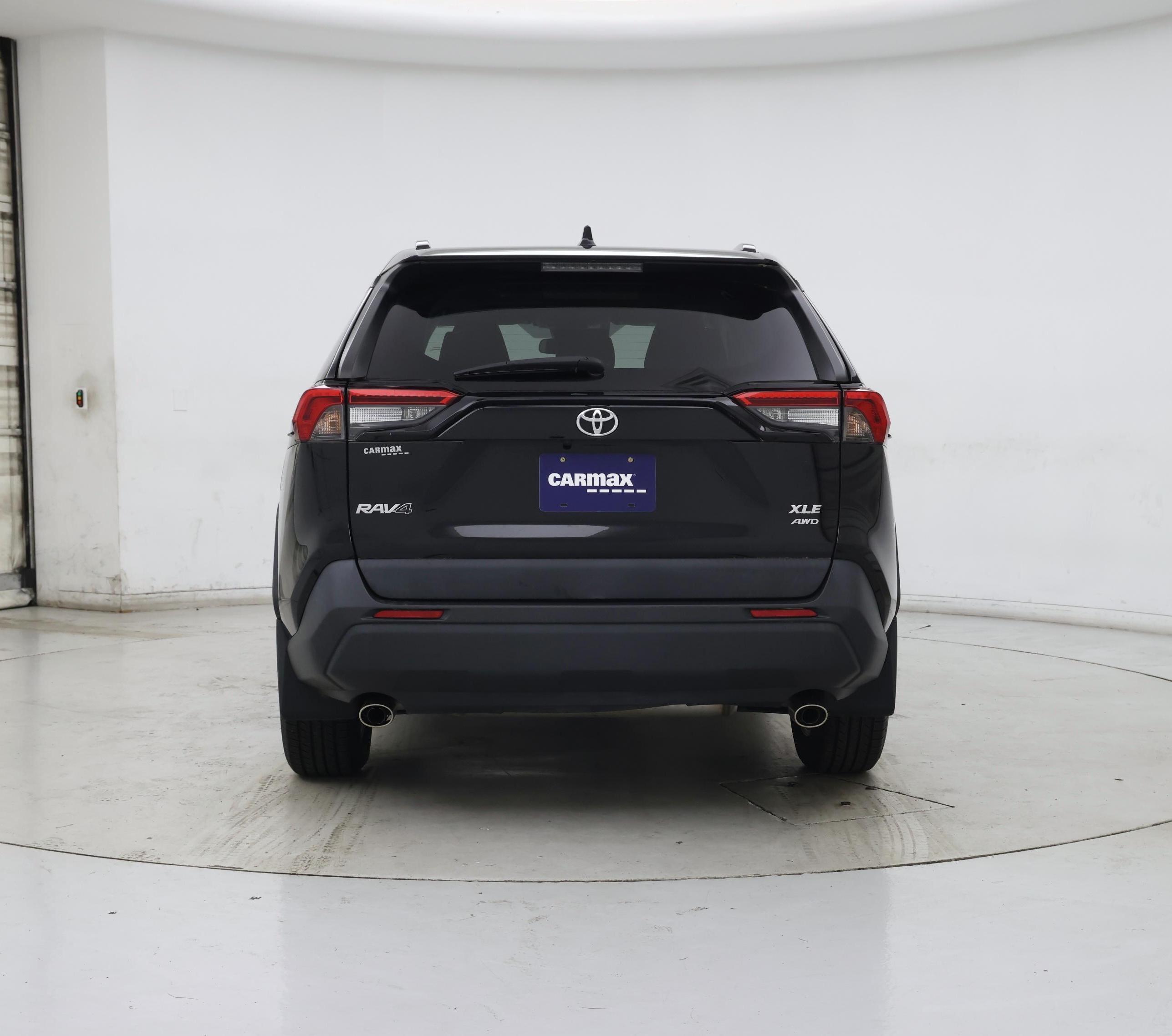 Thumbnail: 2020 Toyota RAV4 - 6