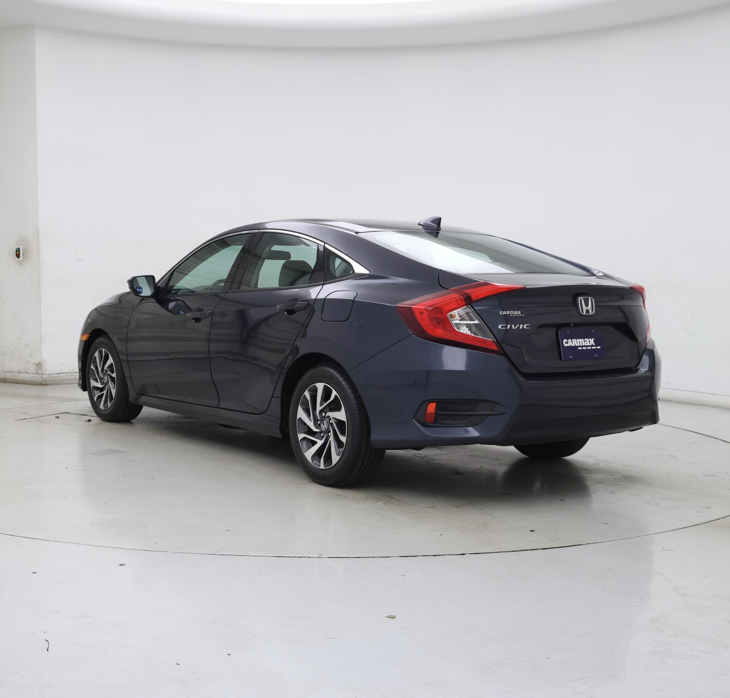 Thumbnail: 2017 Honda Civic - 2