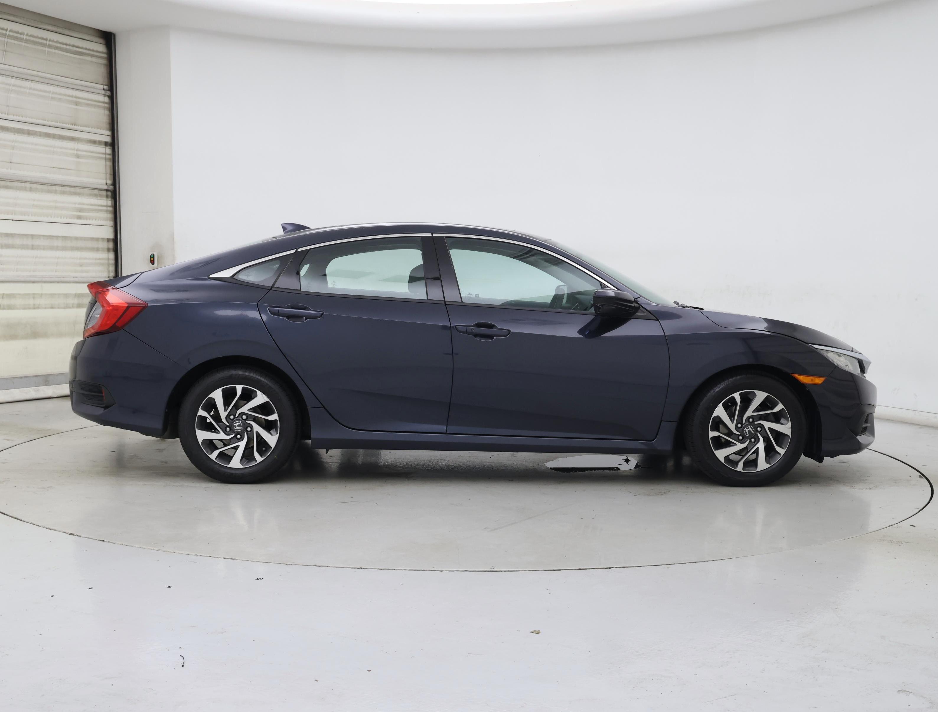 Thumbnail: 2017 Honda Civic - 7