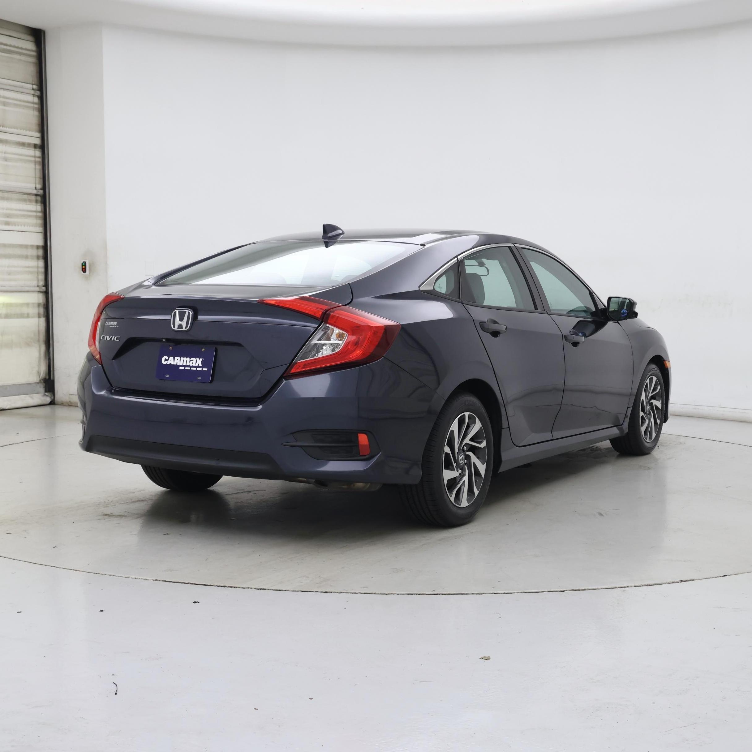Thumbnail: 2017 Honda Civic - 8