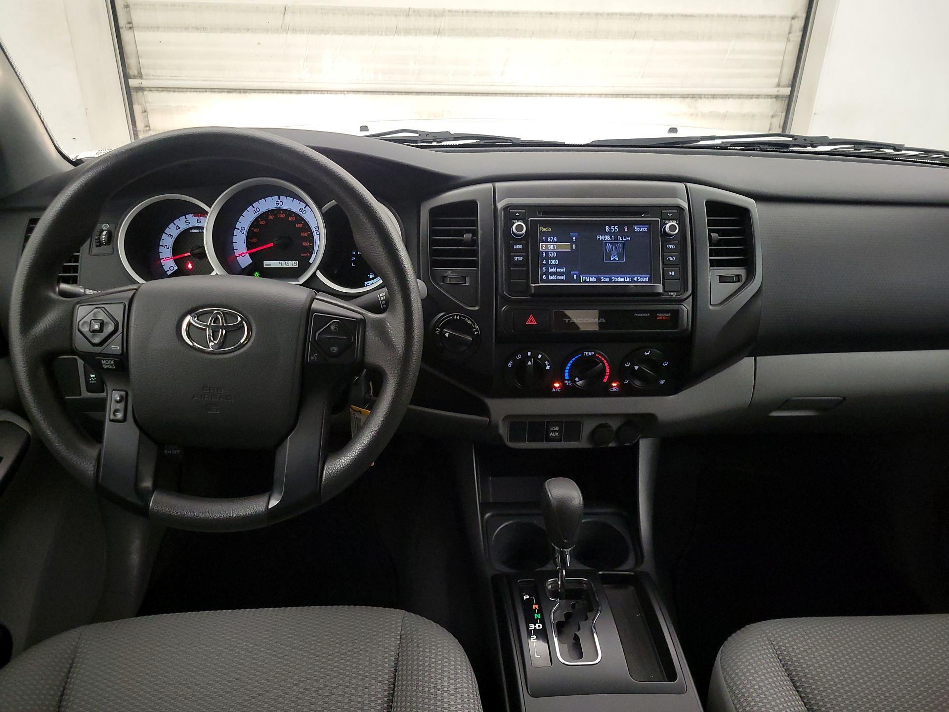 Thumbnail: 2015 Toyota Tacoma - 9