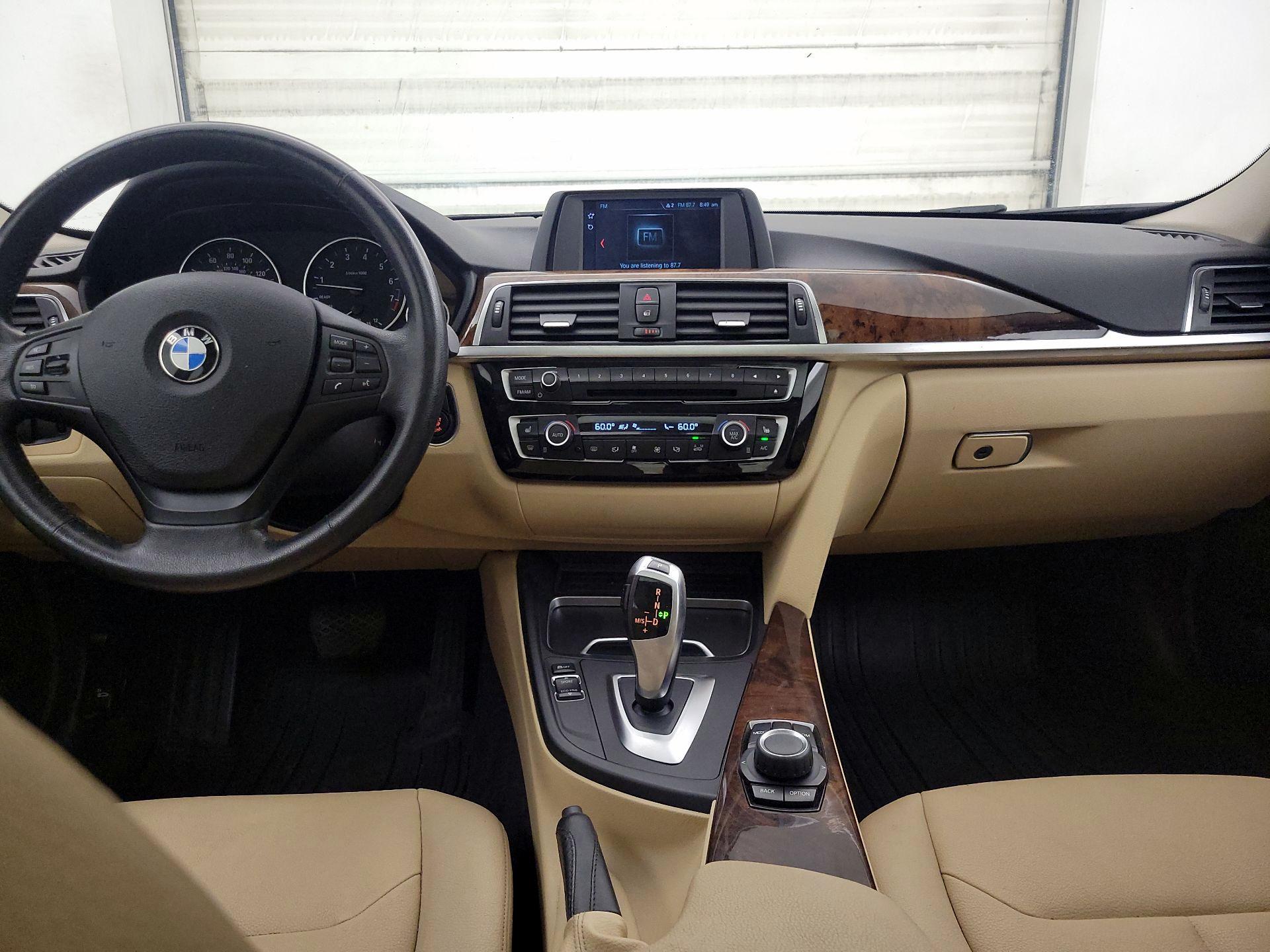Thumbnail: 2018 BMW 3 Series - 9