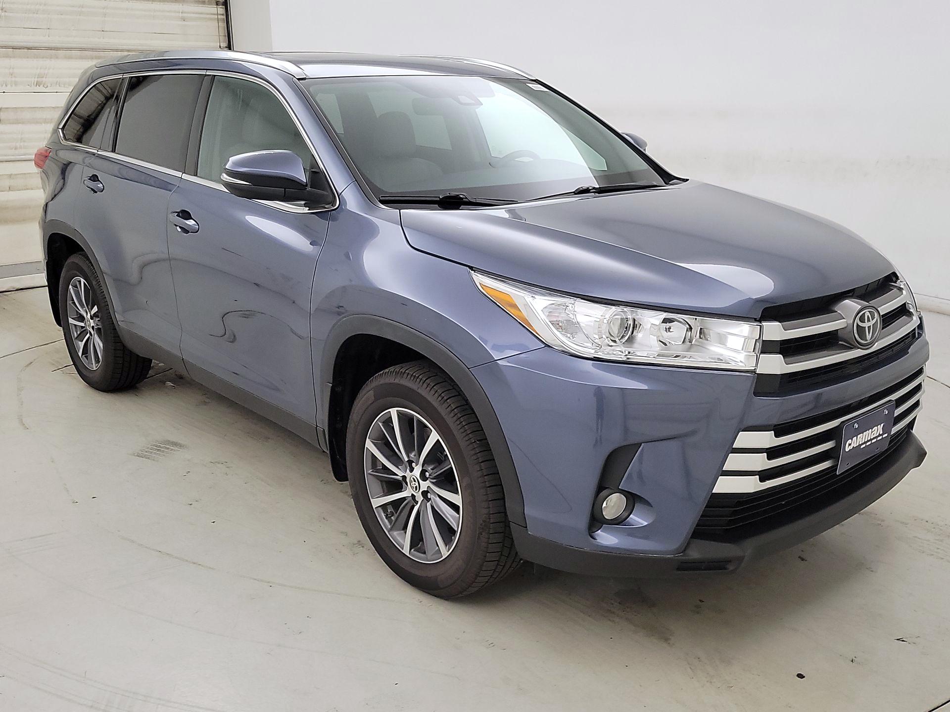 Thumbnail: 2019 Toyota Highlander - 1