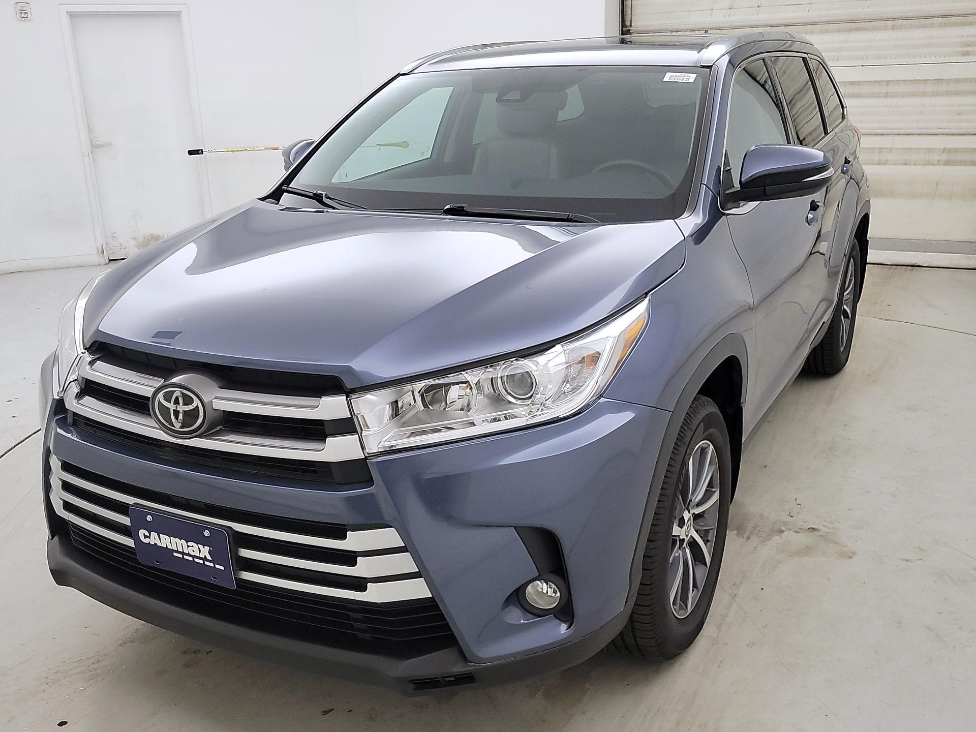 Thumbnail: 2019 Toyota Highlander - 3