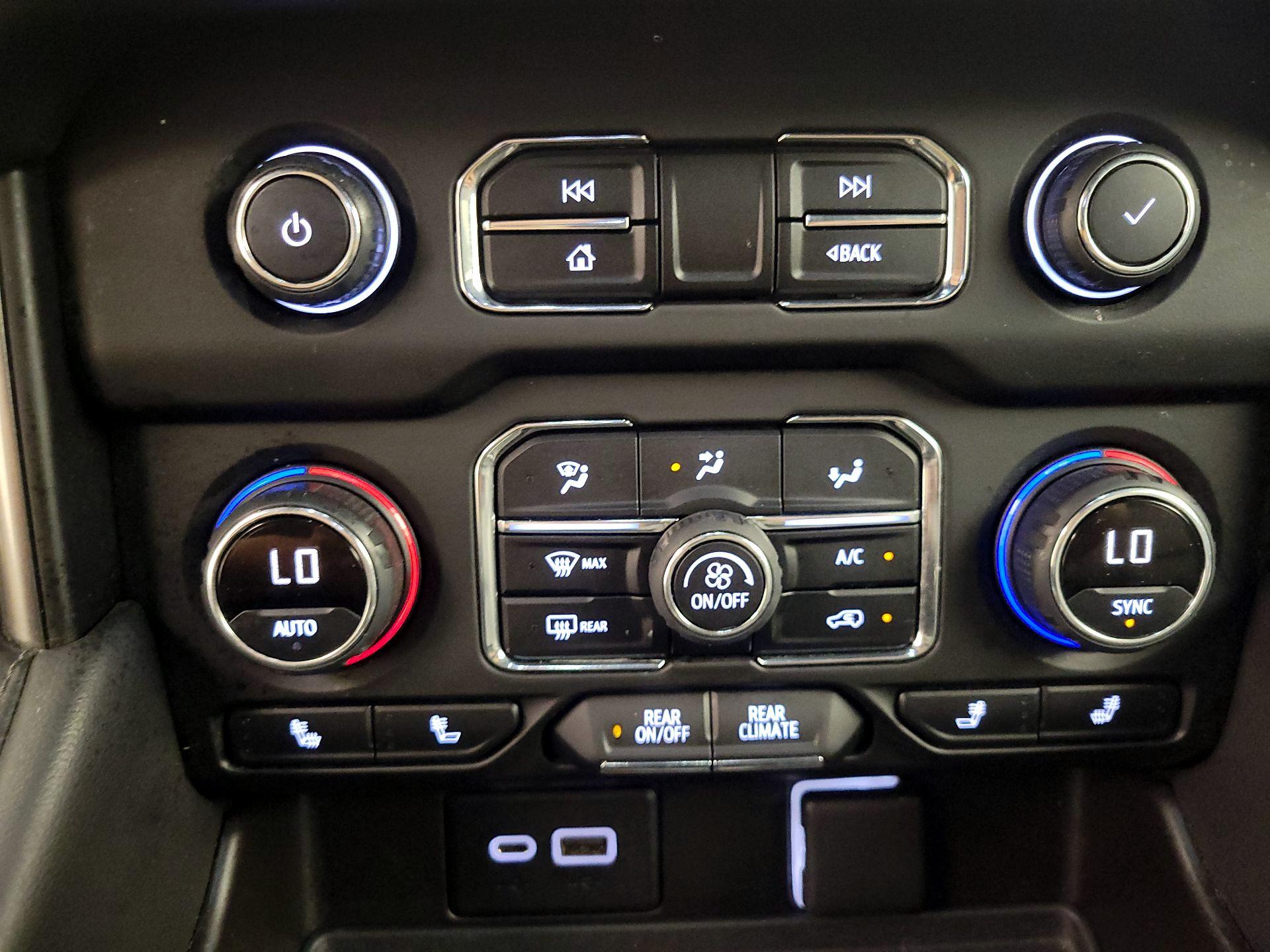 Thumbnail: 2021 Chevrolet Tahoe - 17
