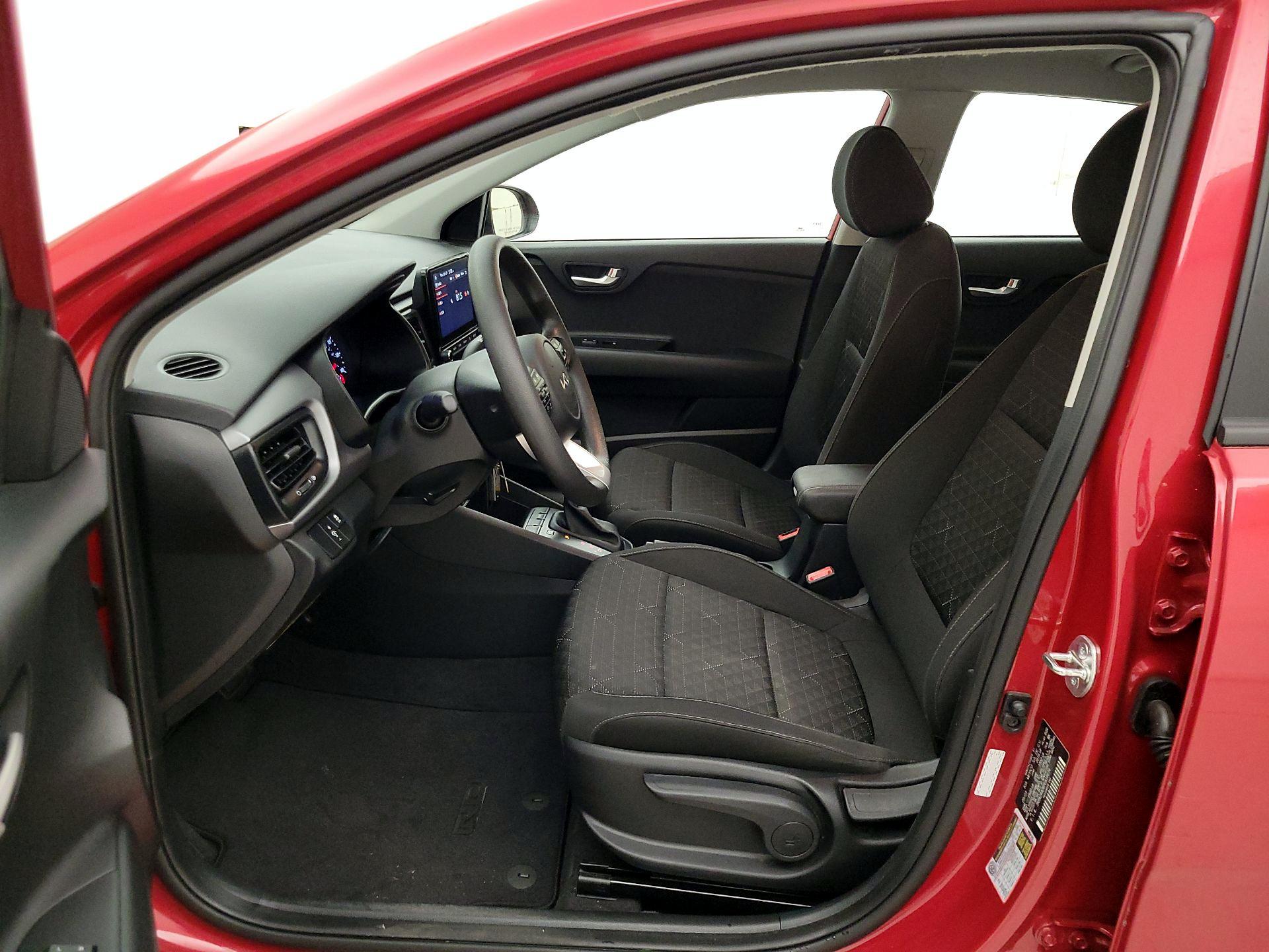 Thumbnail: 2023 Kia Rio - 11