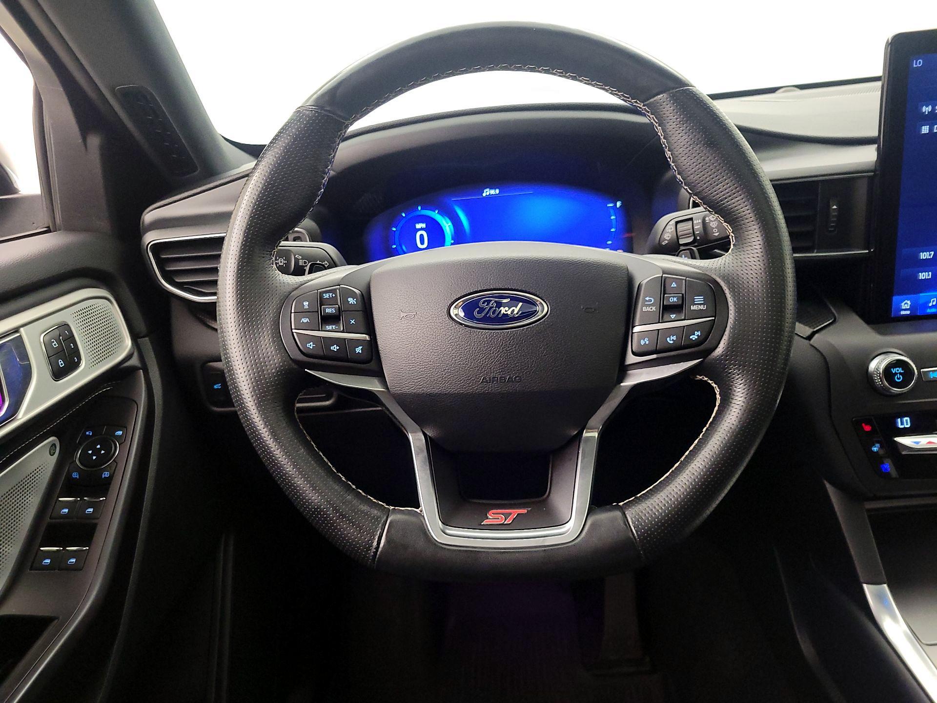 Thumbnail: 2020 Ford Explorer - 10