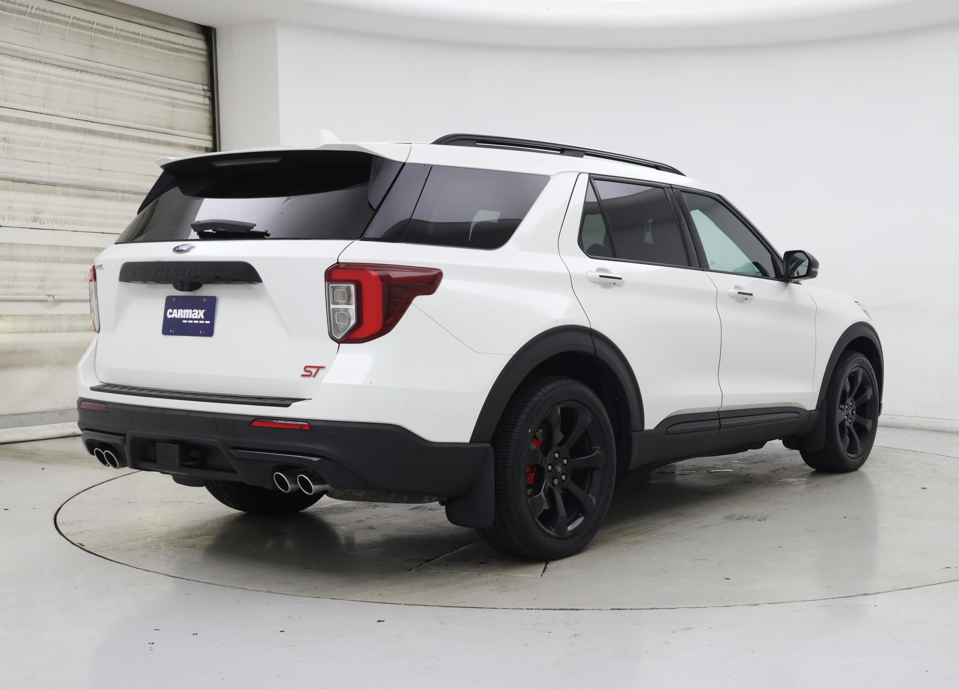 Thumbnail: 2020 Ford Explorer - 8