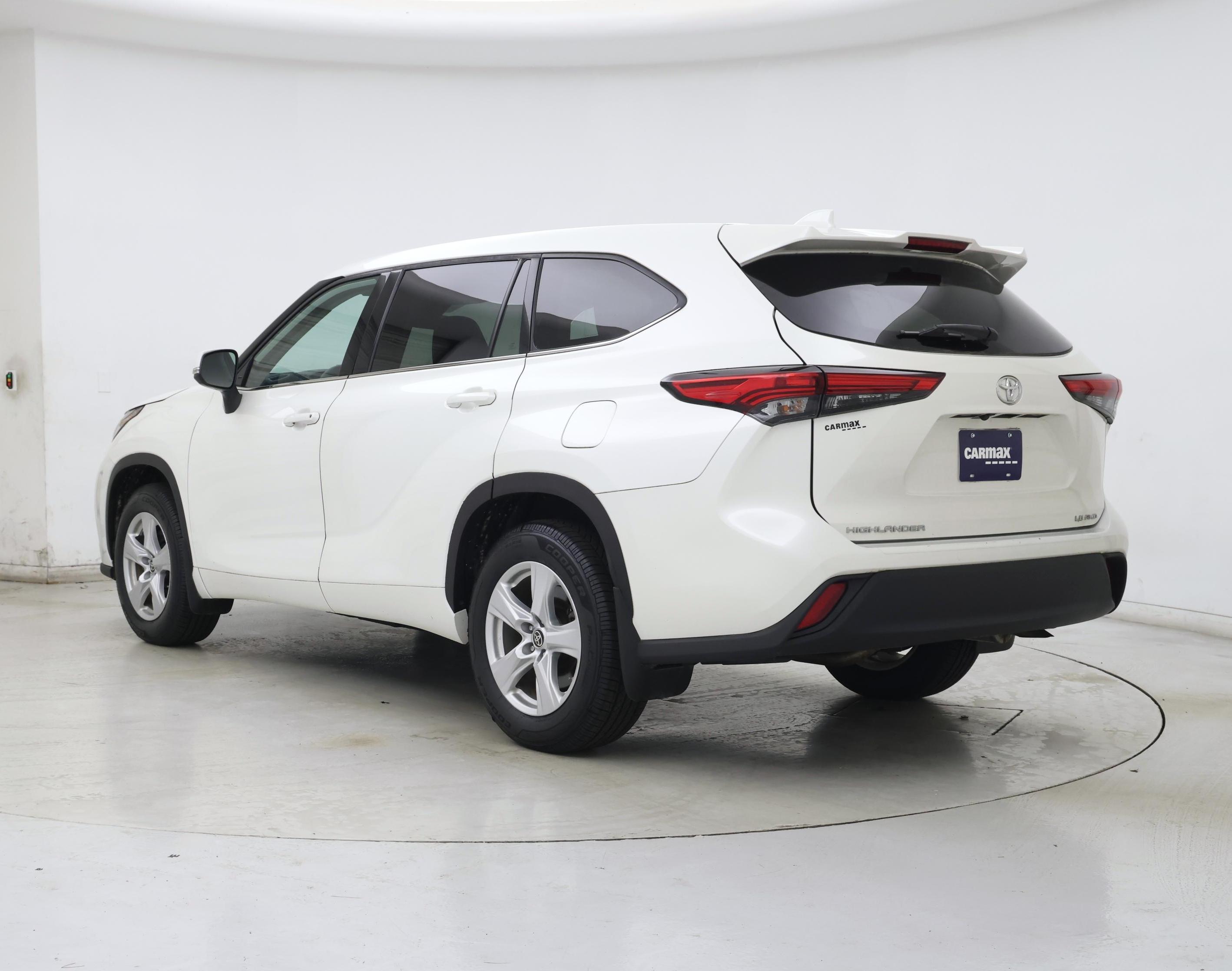 Thumbnail: 2021 Toyota Highlander - 2