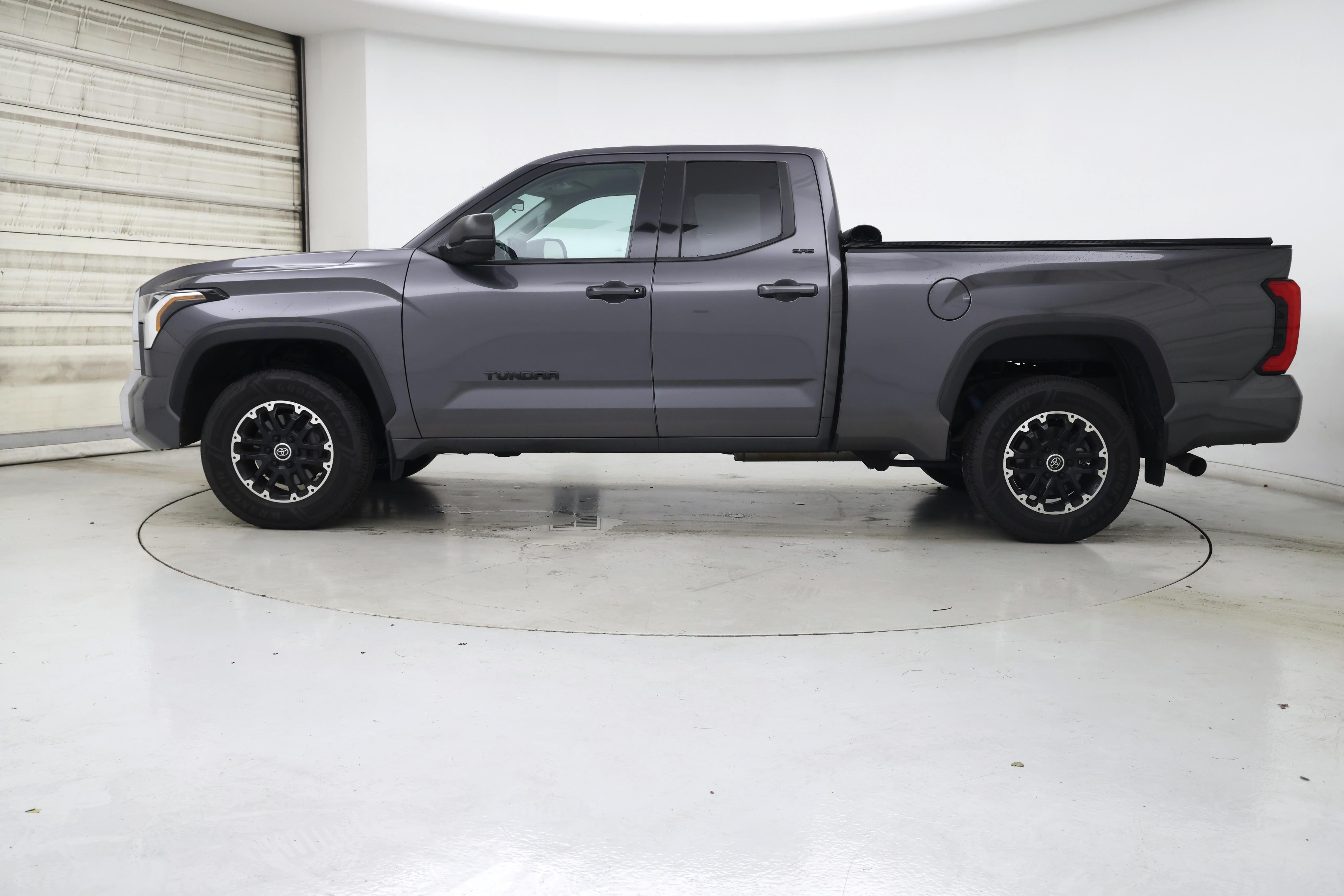 Thumbnail: 2023 Toyota Tundra - 3