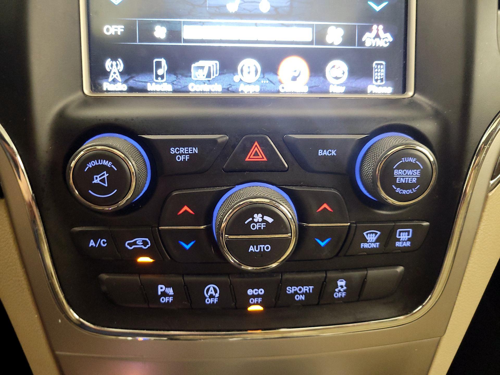 Thumbnail: 2017 Jeep Grand Cherokee - 17
