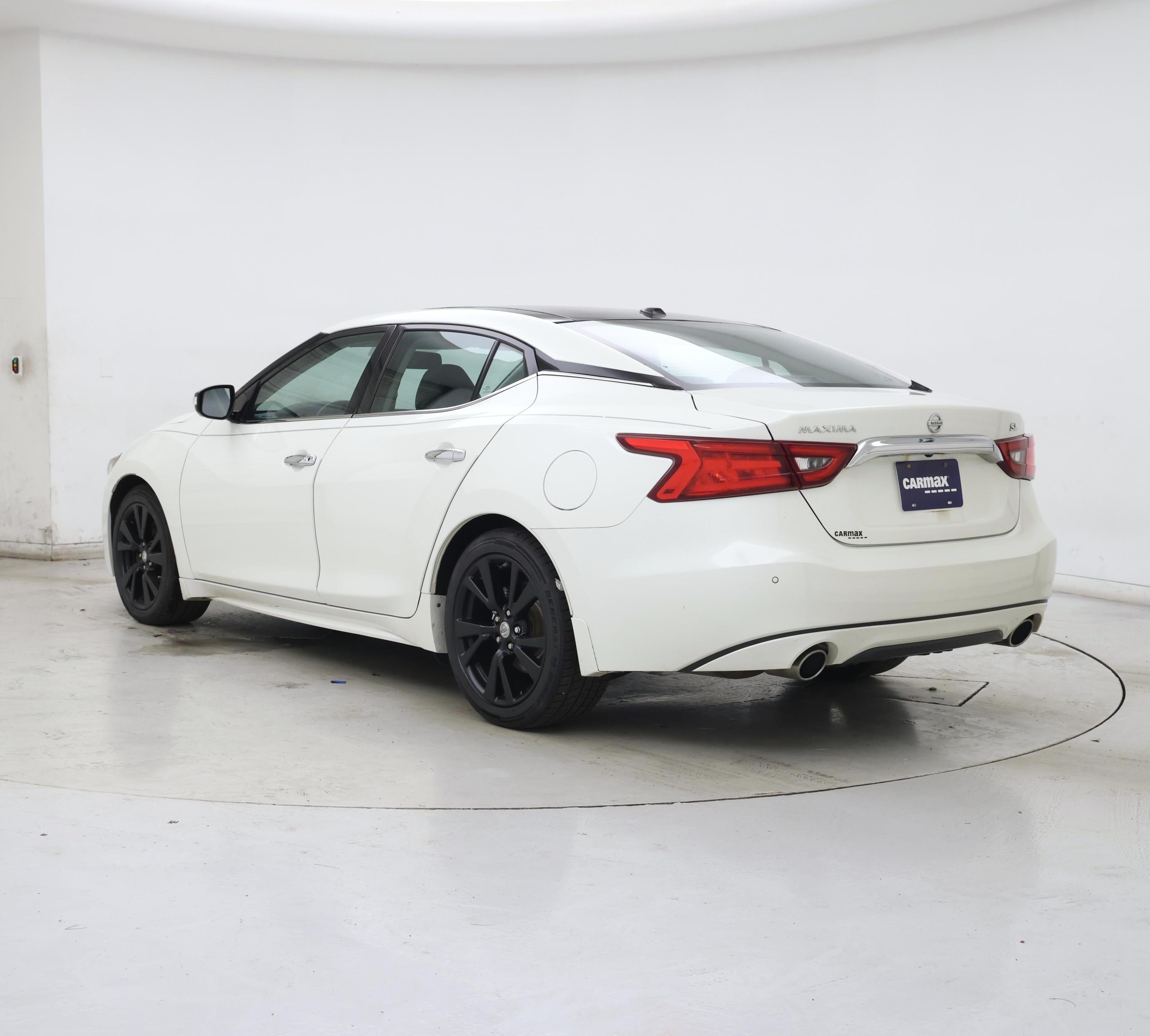 Thumbnail: 2017 Nissan Maxima - 2