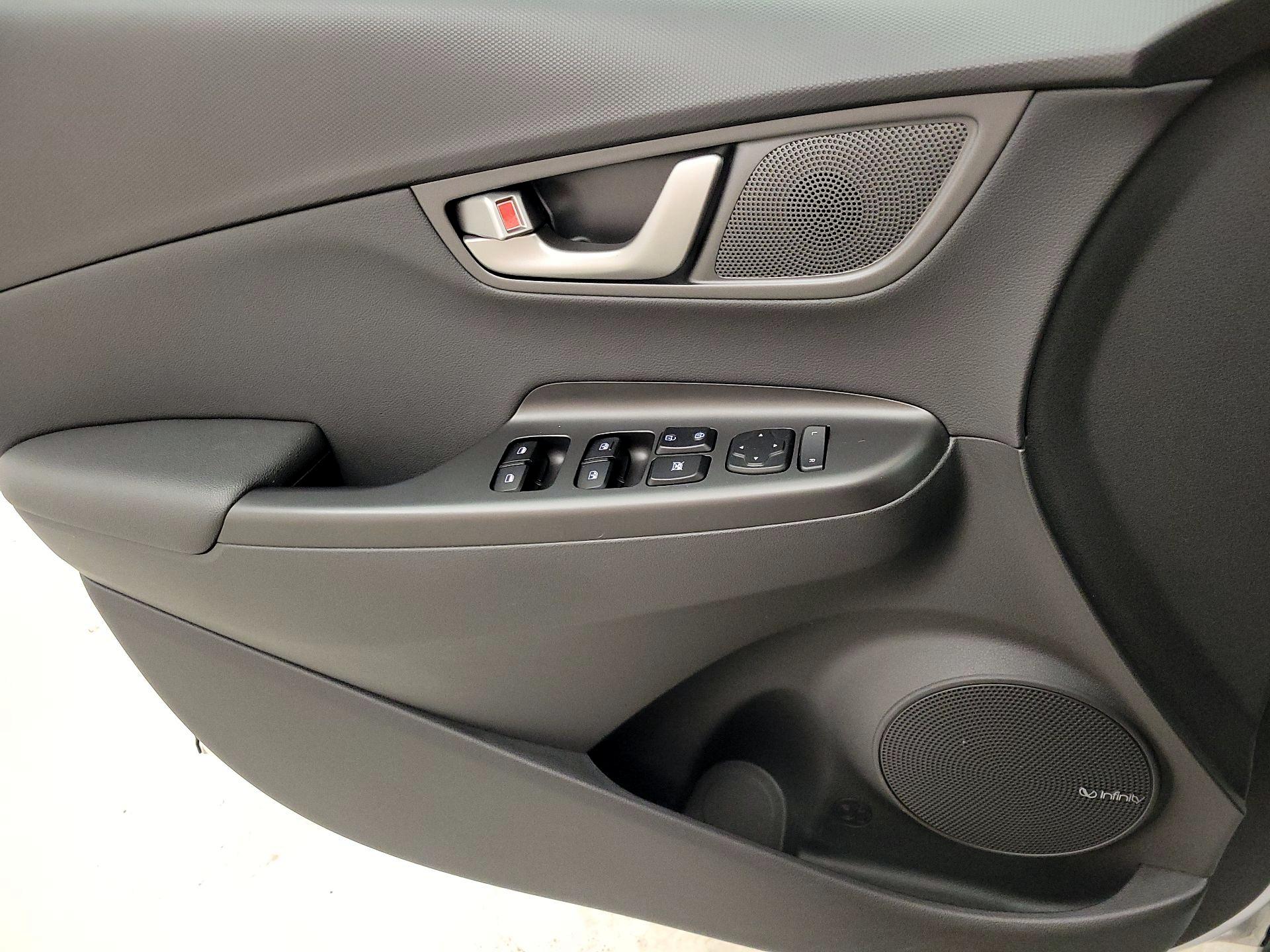 Thumbnail: 2019 Hyundai Kona - 12