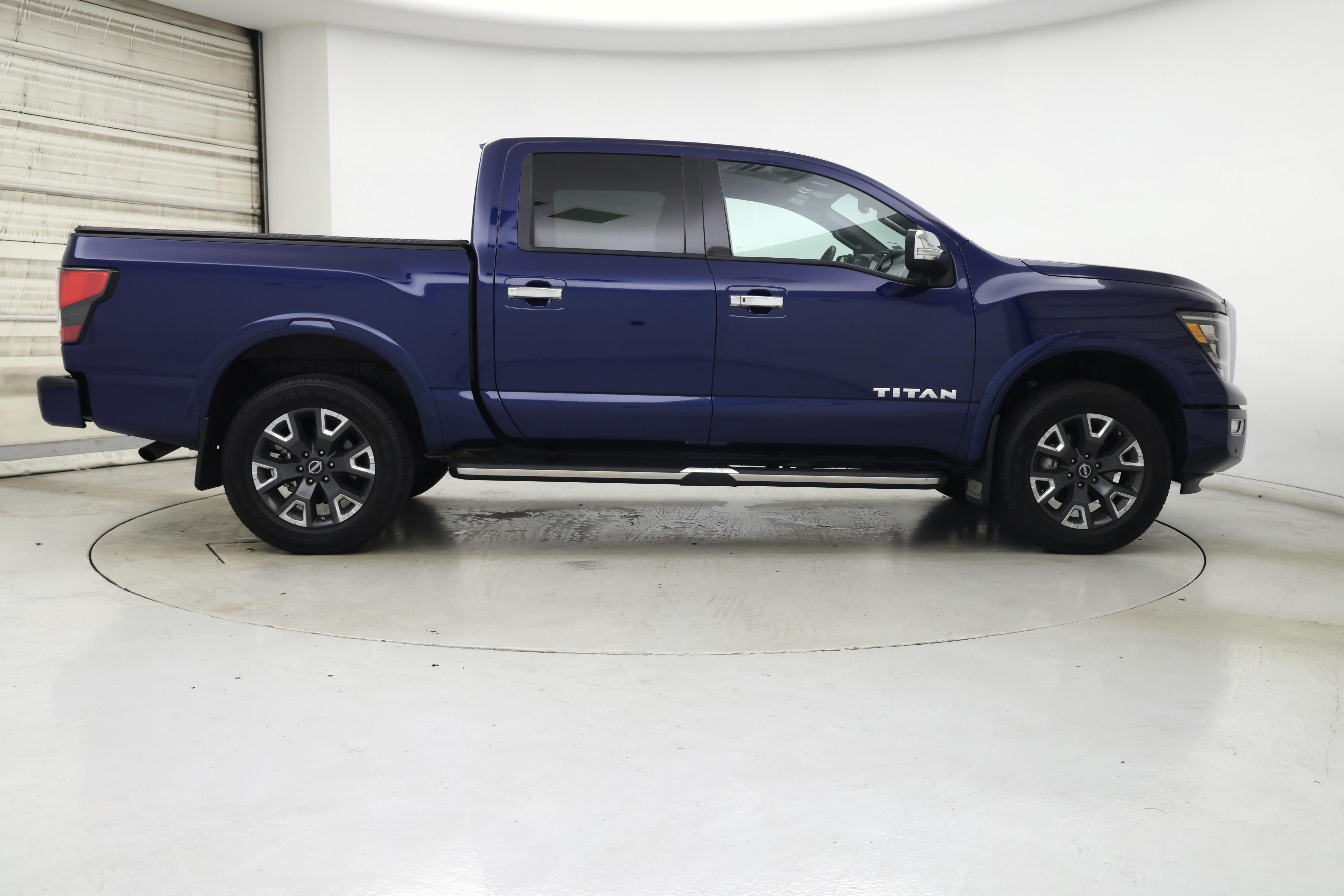 Thumbnail: 2023 Nissan Titan - 7