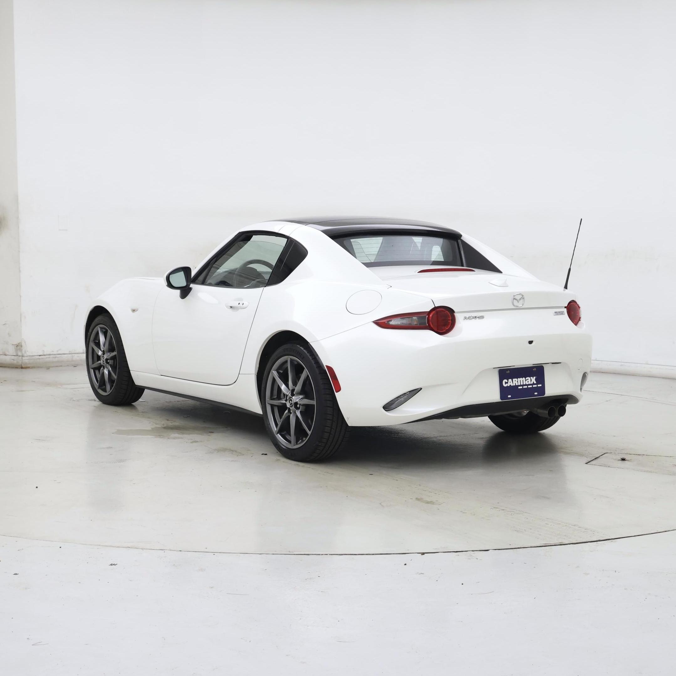 Thumbnail: 2019 Mazda MX-5 Miata - 2
