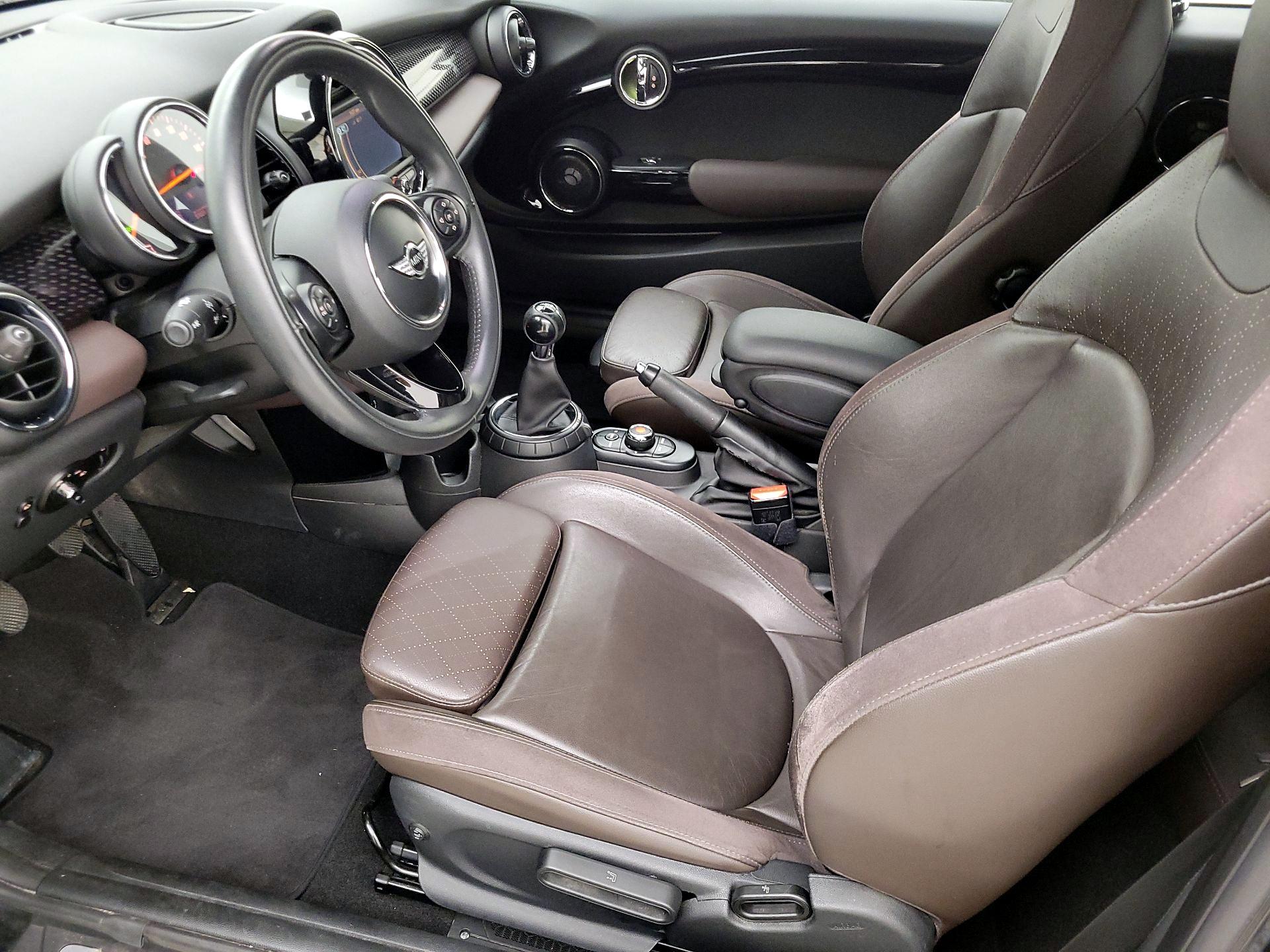 Thumbnail: 2016 MINI Cooper - 11