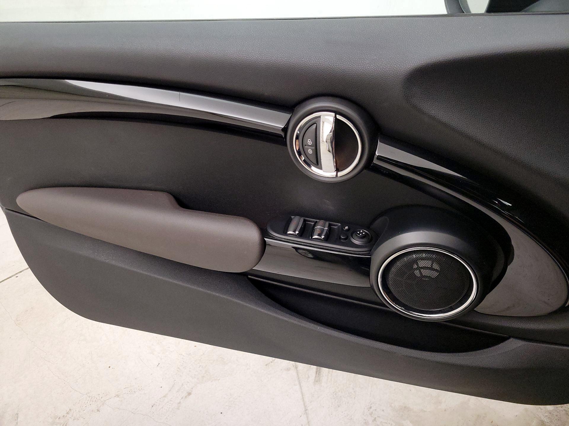 Thumbnail: 2016 MINI Cooper - 12